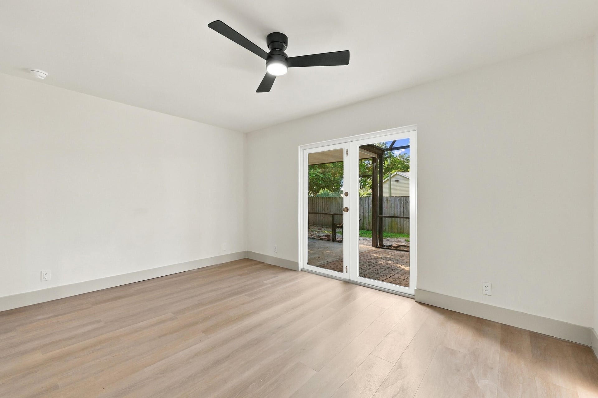  Residence photo 24