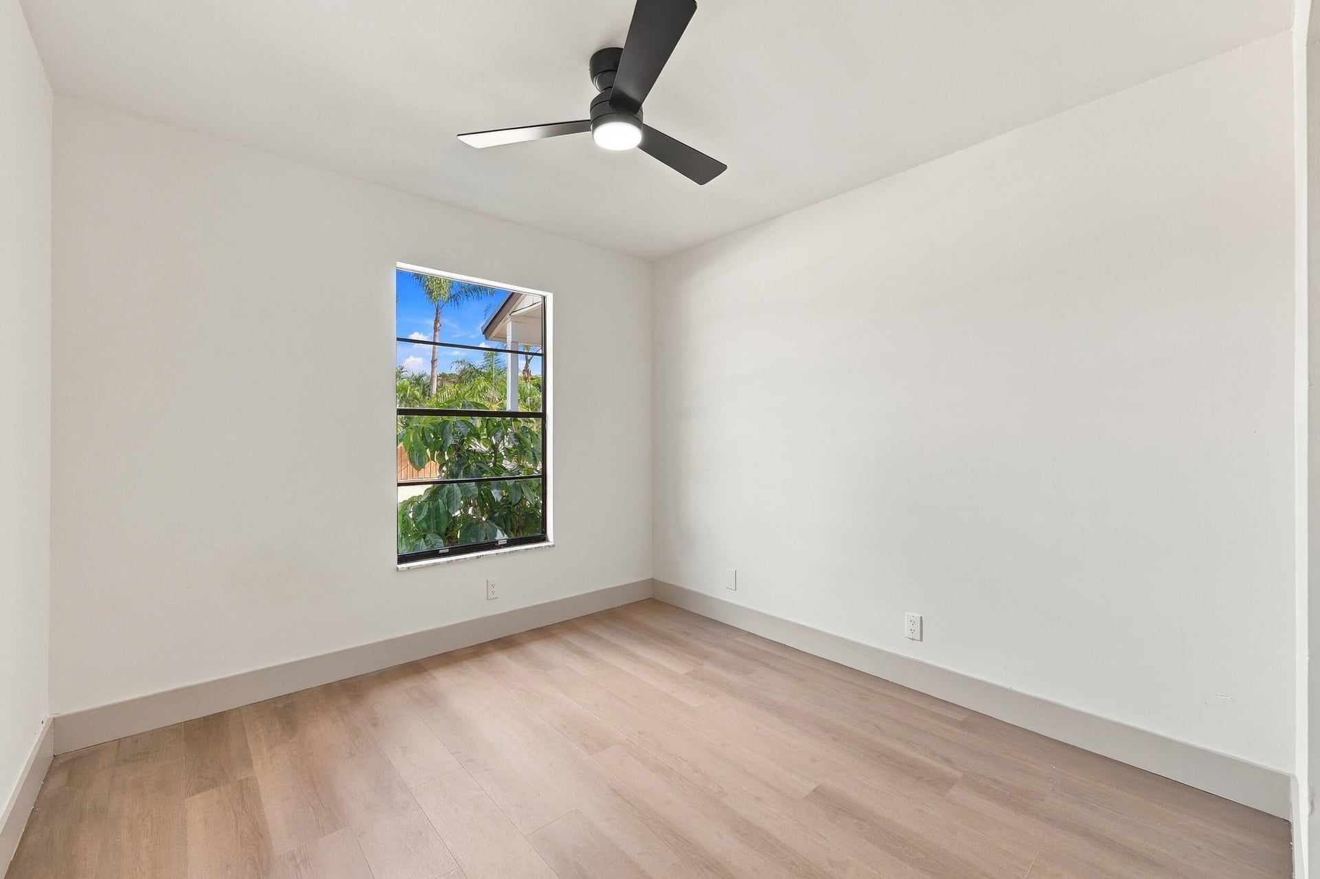  Residence photo 33