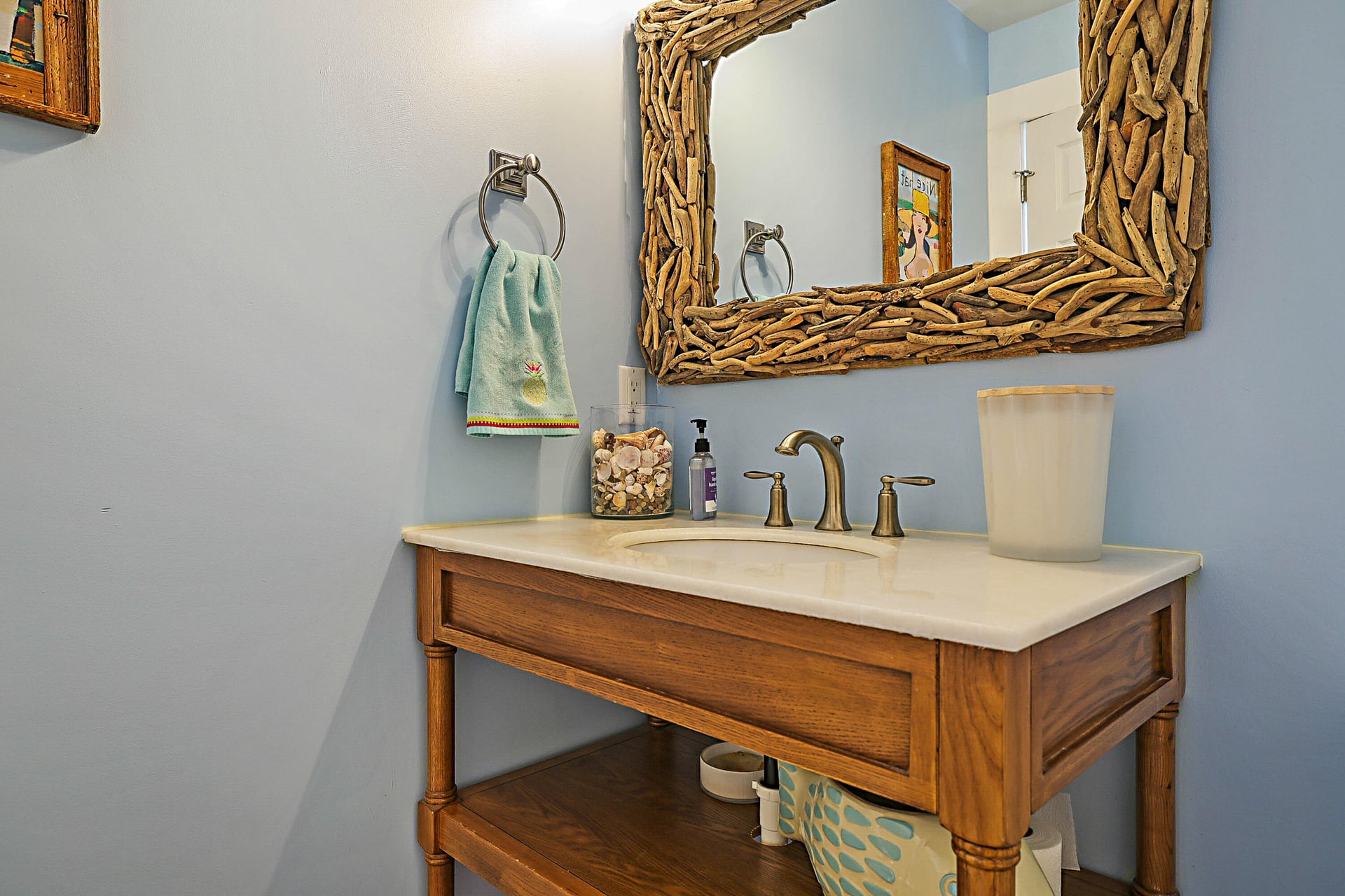 Residence photo 12