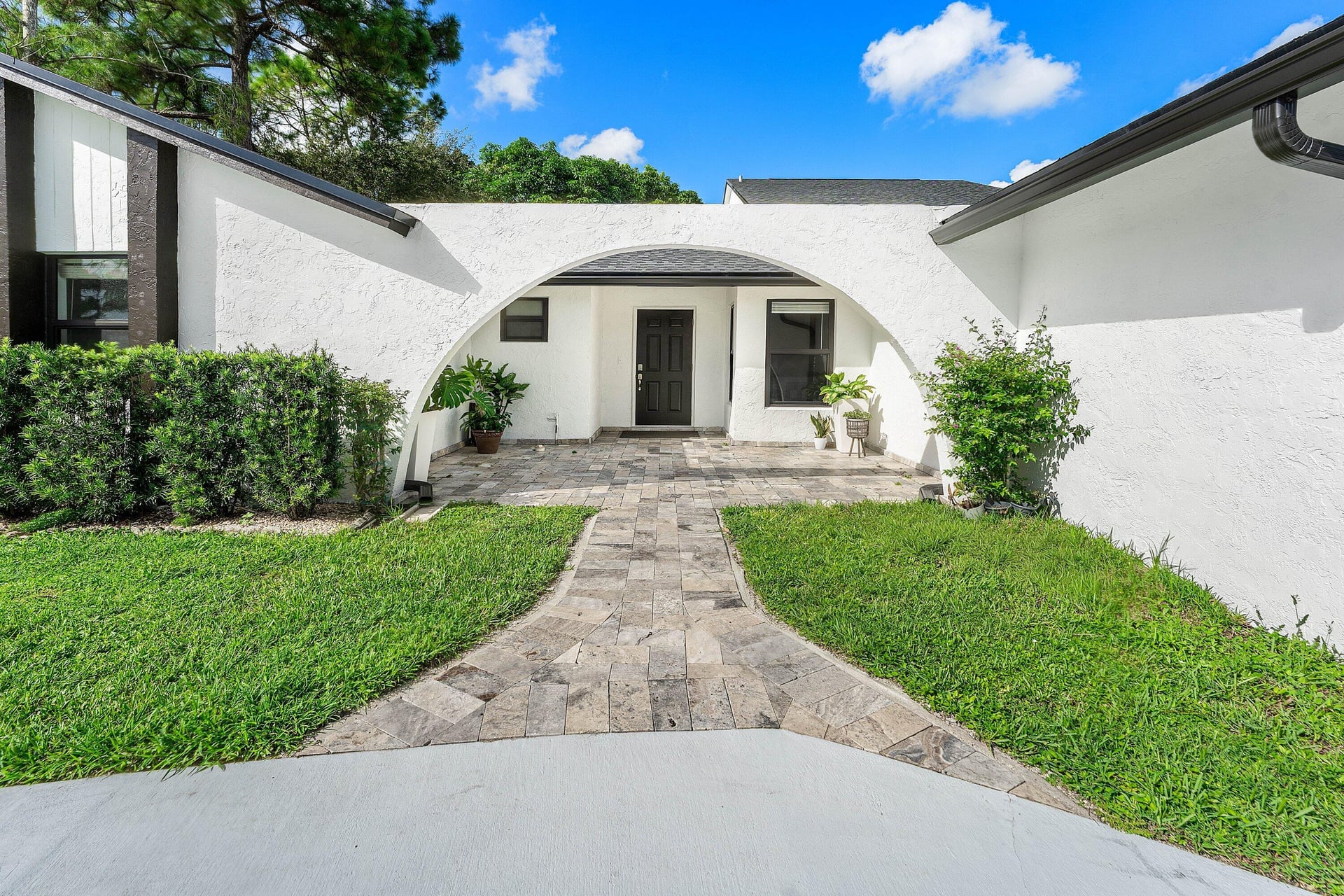  Residence photo 4