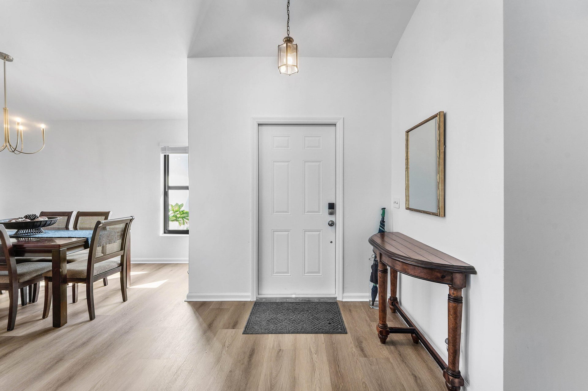  Residence photo 5