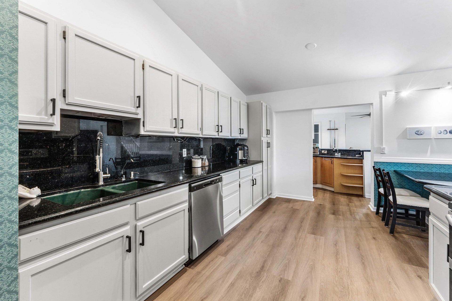  Residence photo 17