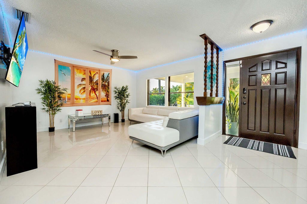 Residence photo 12