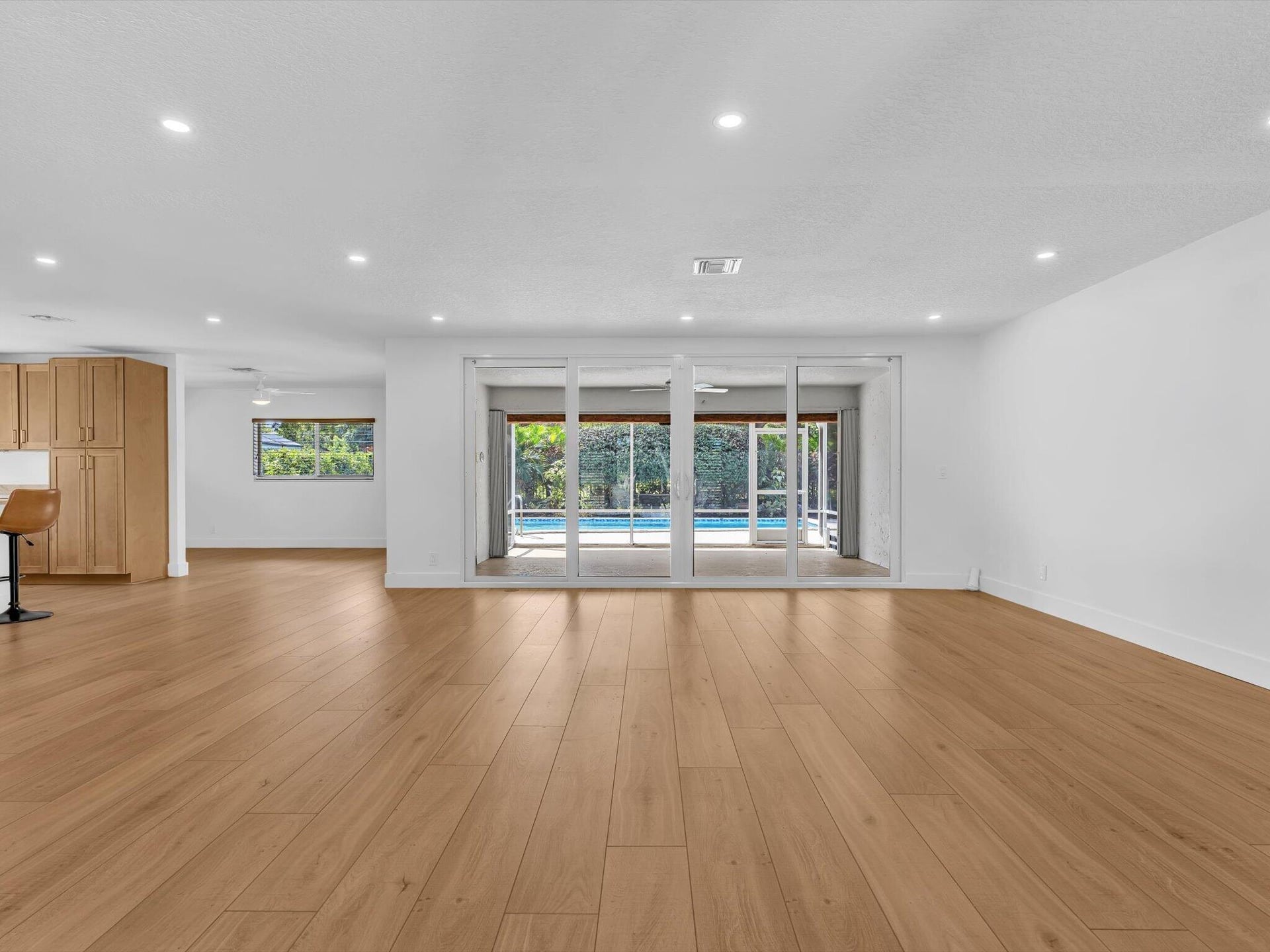 Residence photo 3