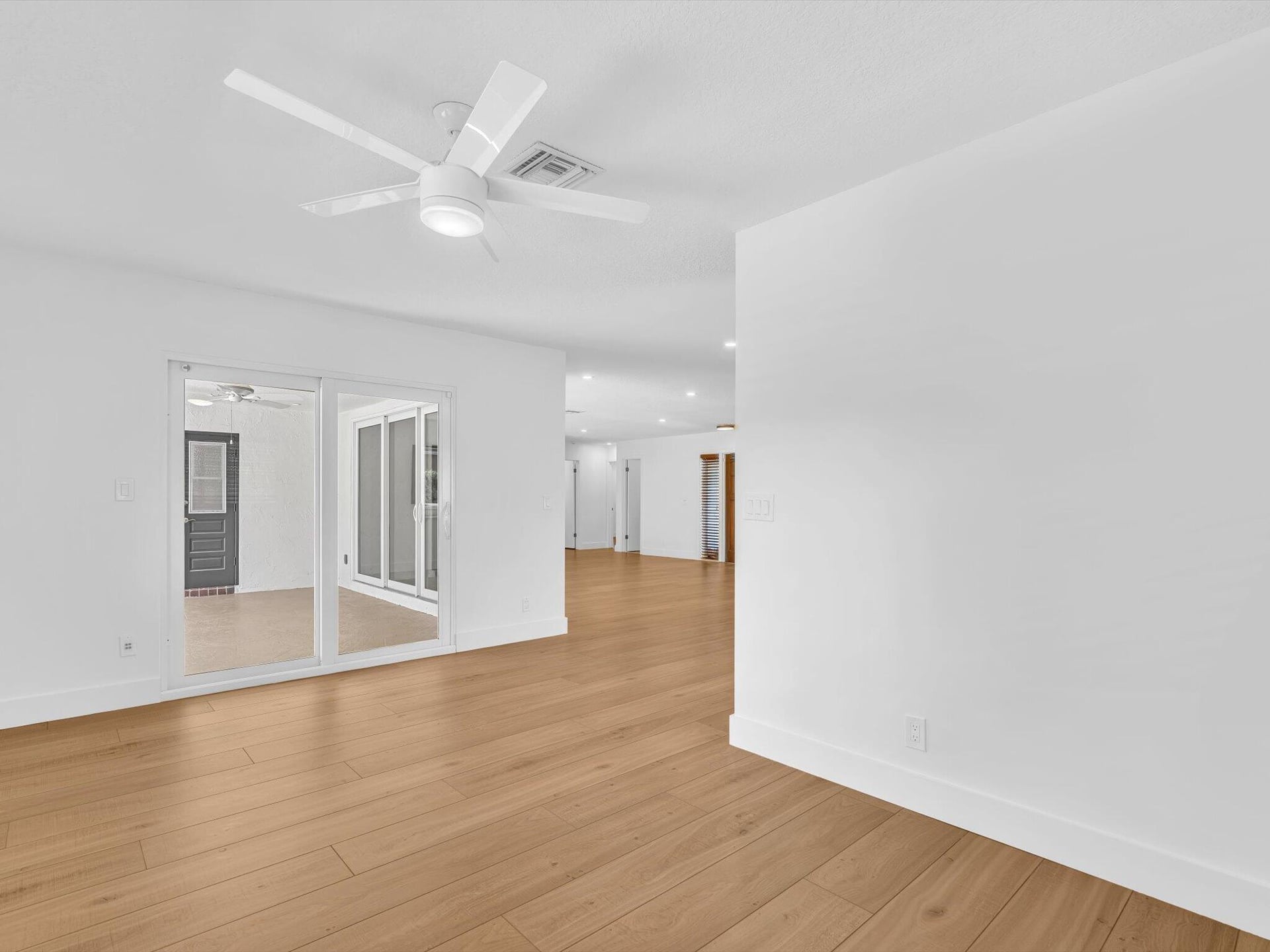 Residence photo 23