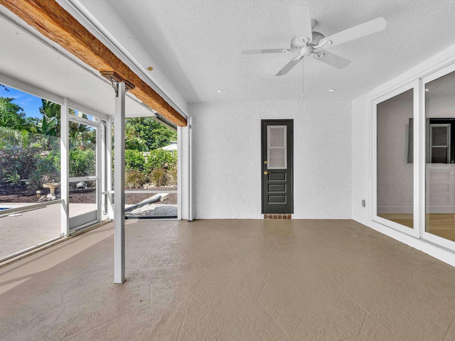 Residence photo 26