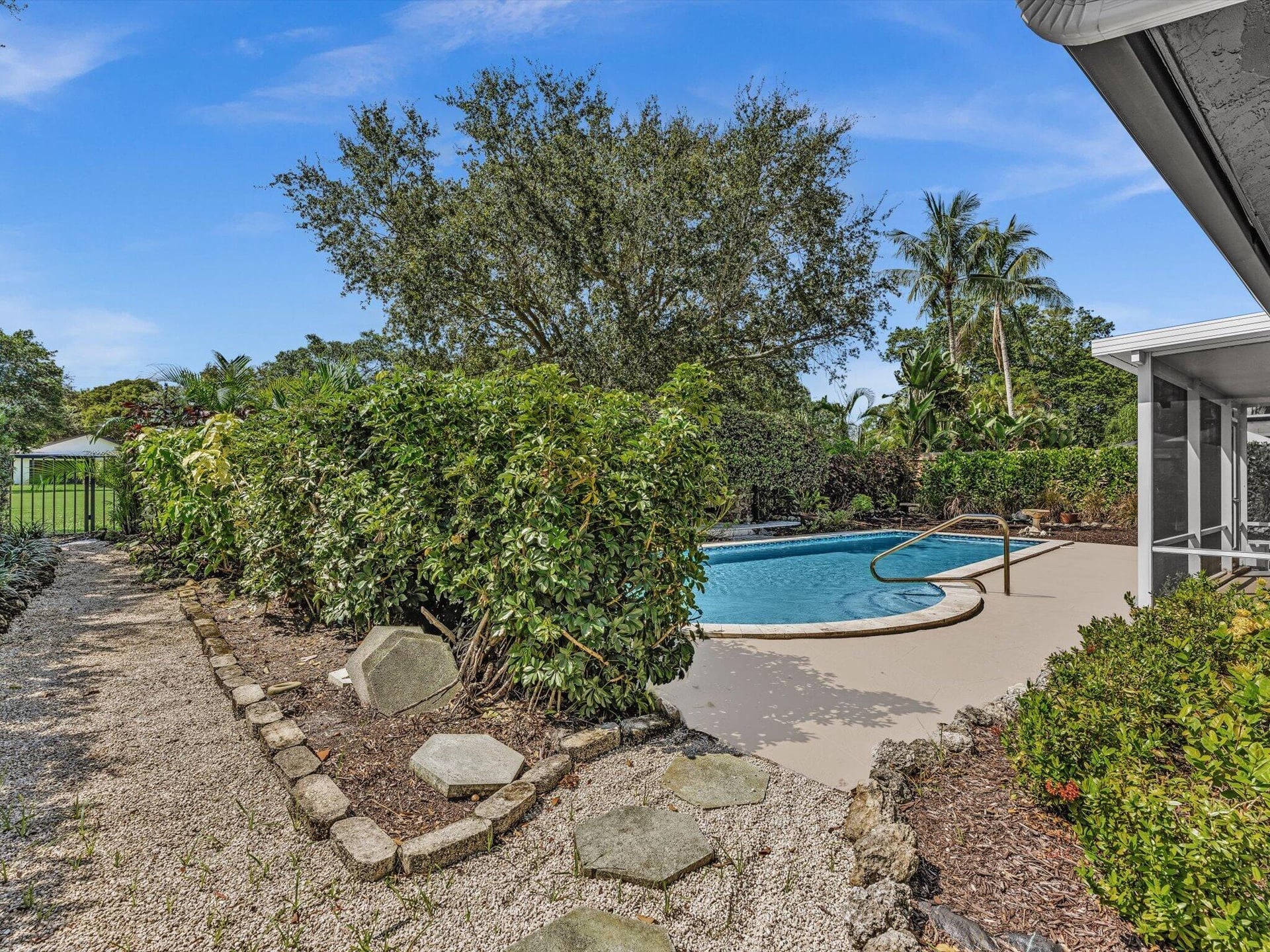 Residence photo 39