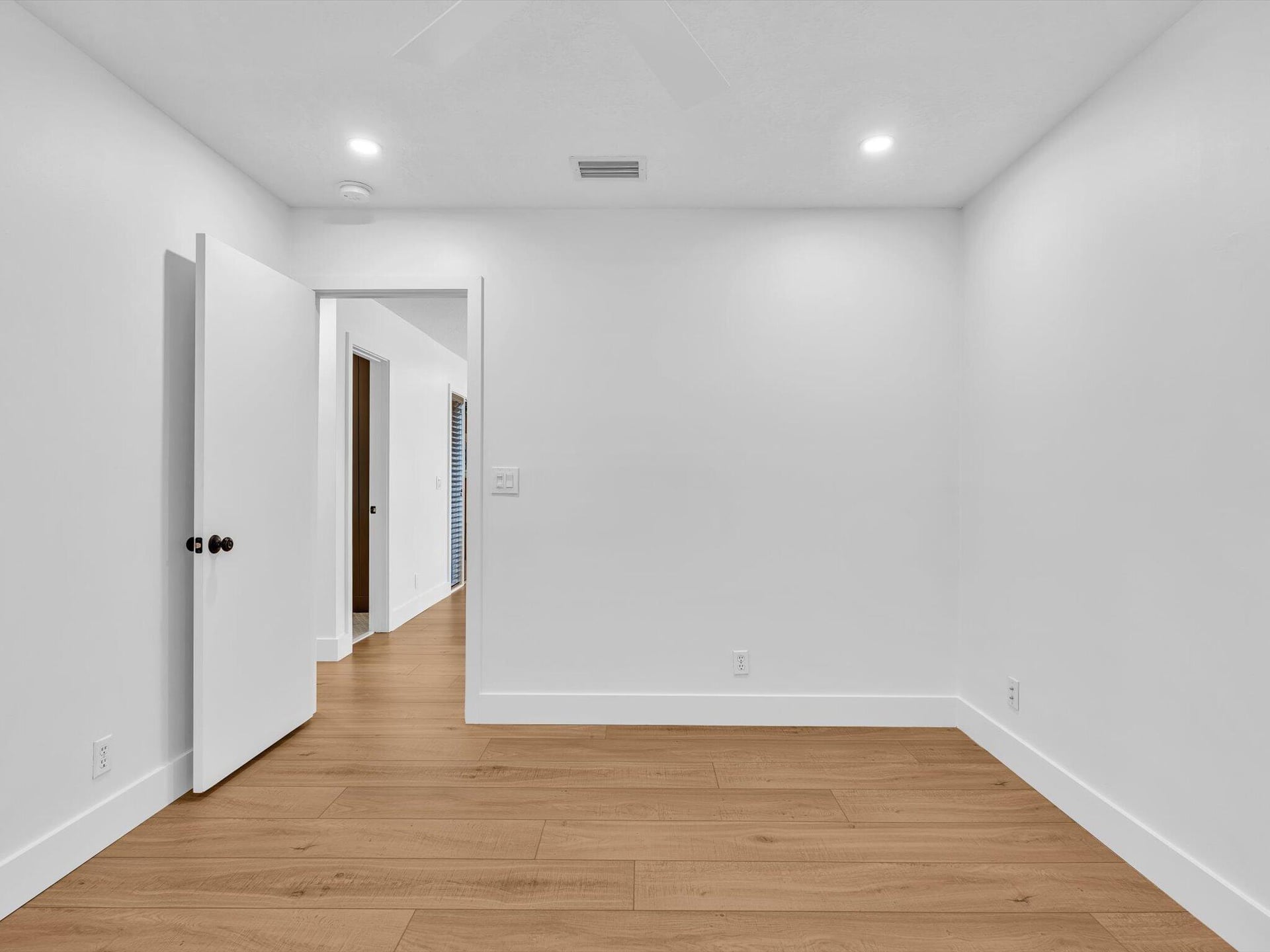 Residence photo 53
