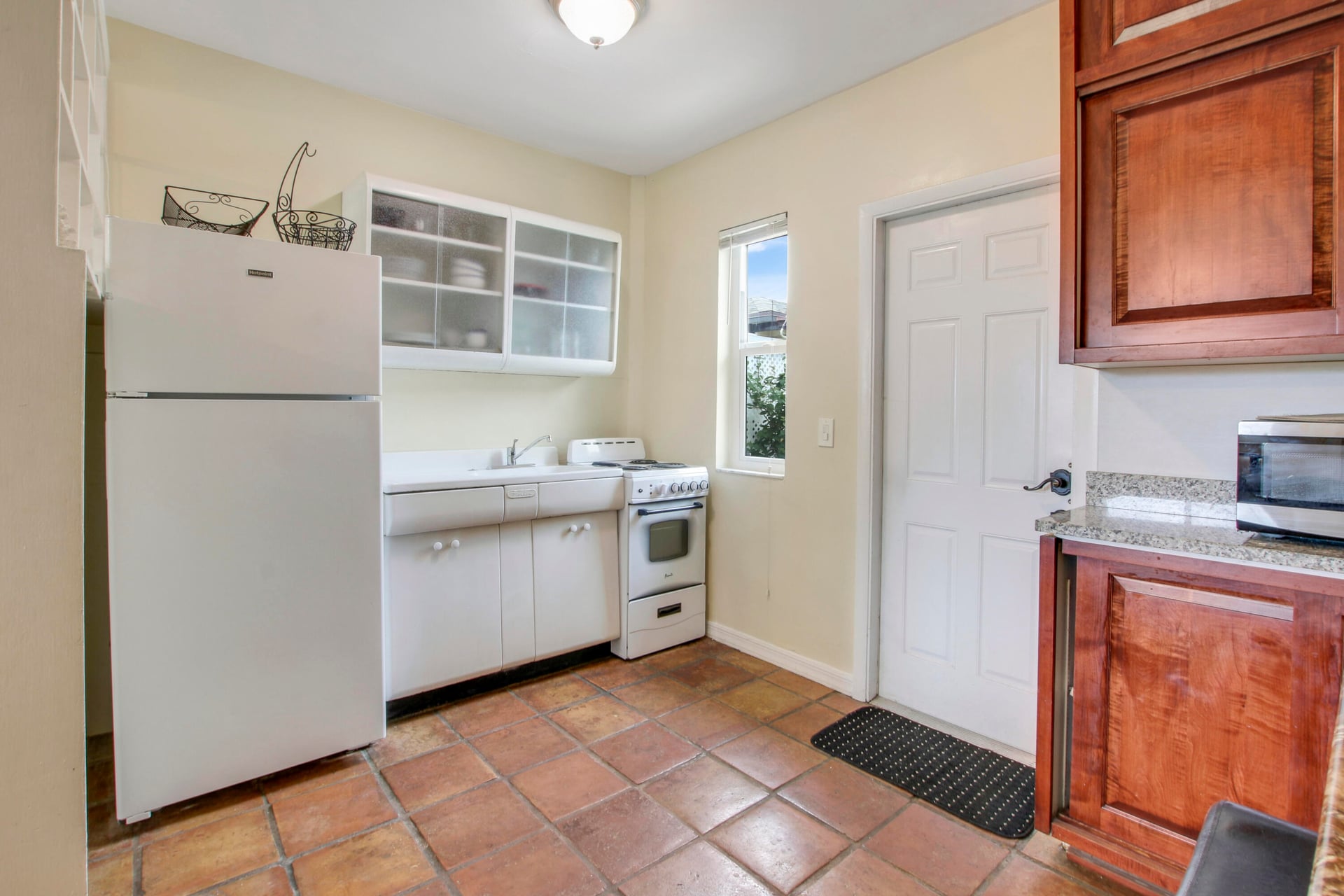 Palm Beach Shores Unit 2 photo 8