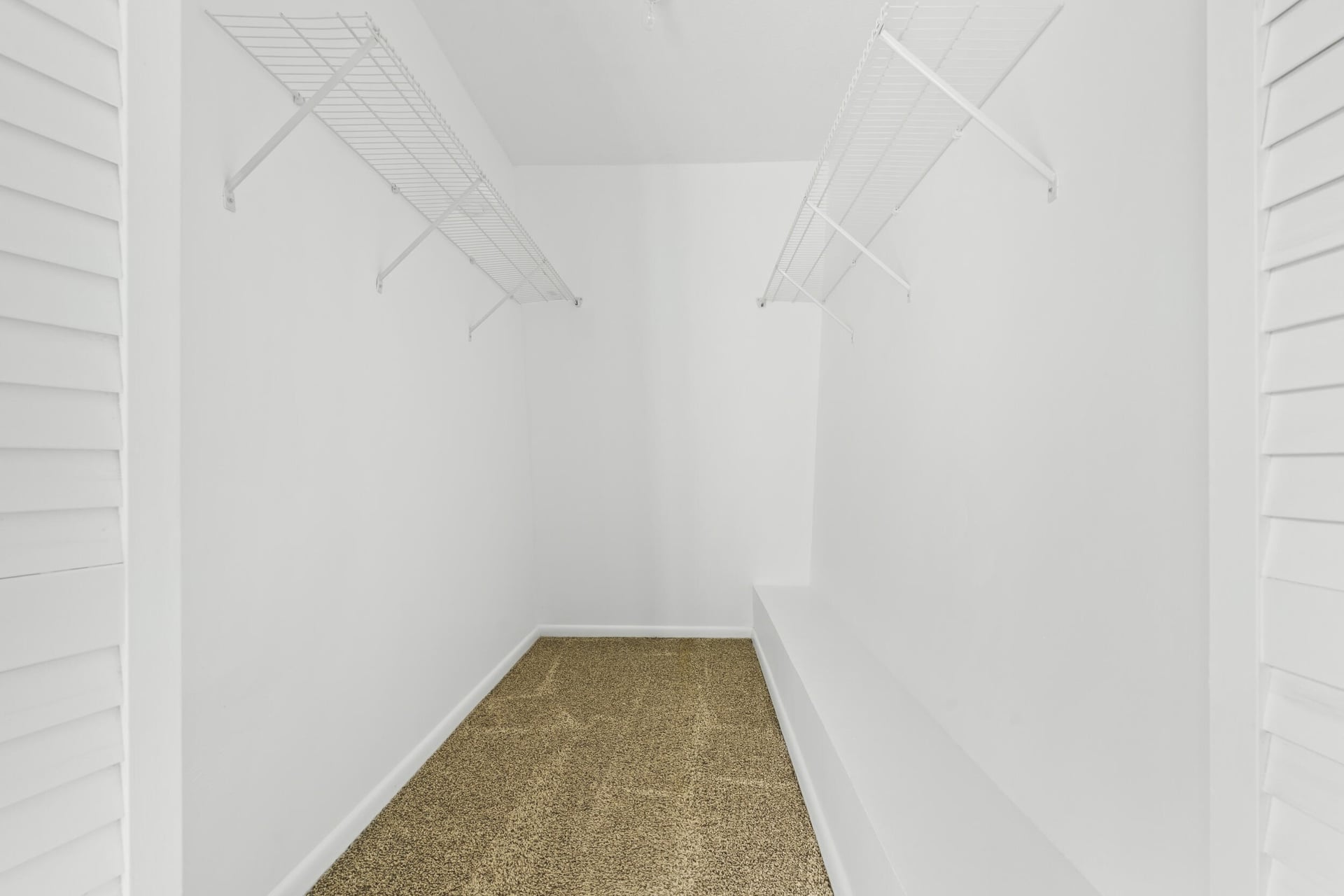  Unit #324 photo 17