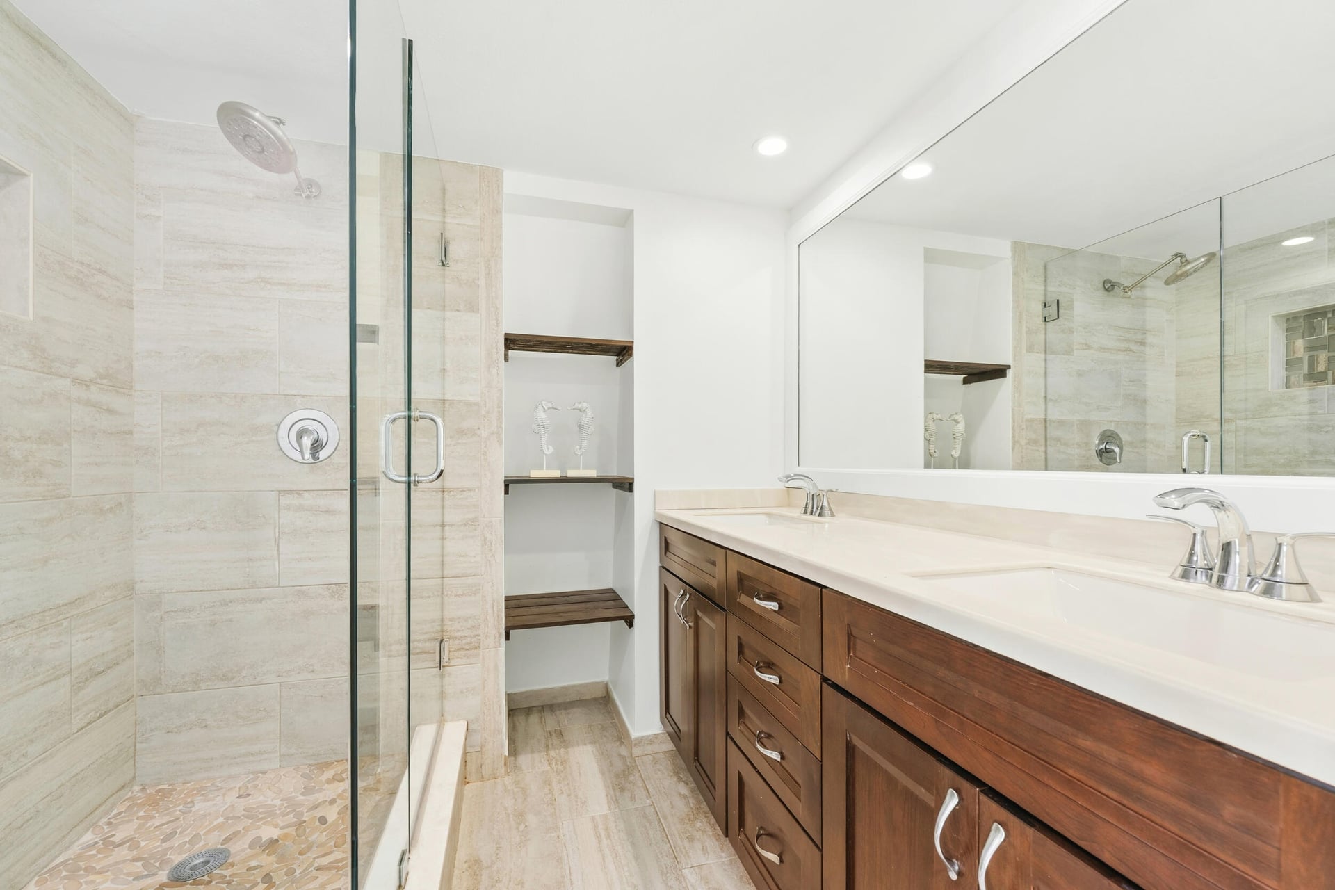  Unit #324 photo 18