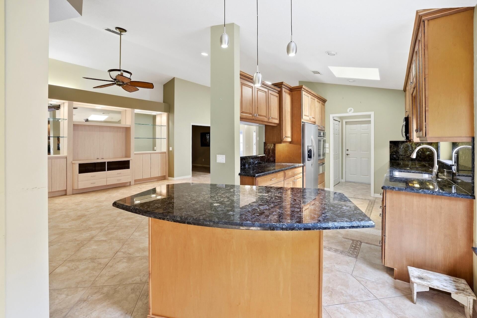 Residence photo 9