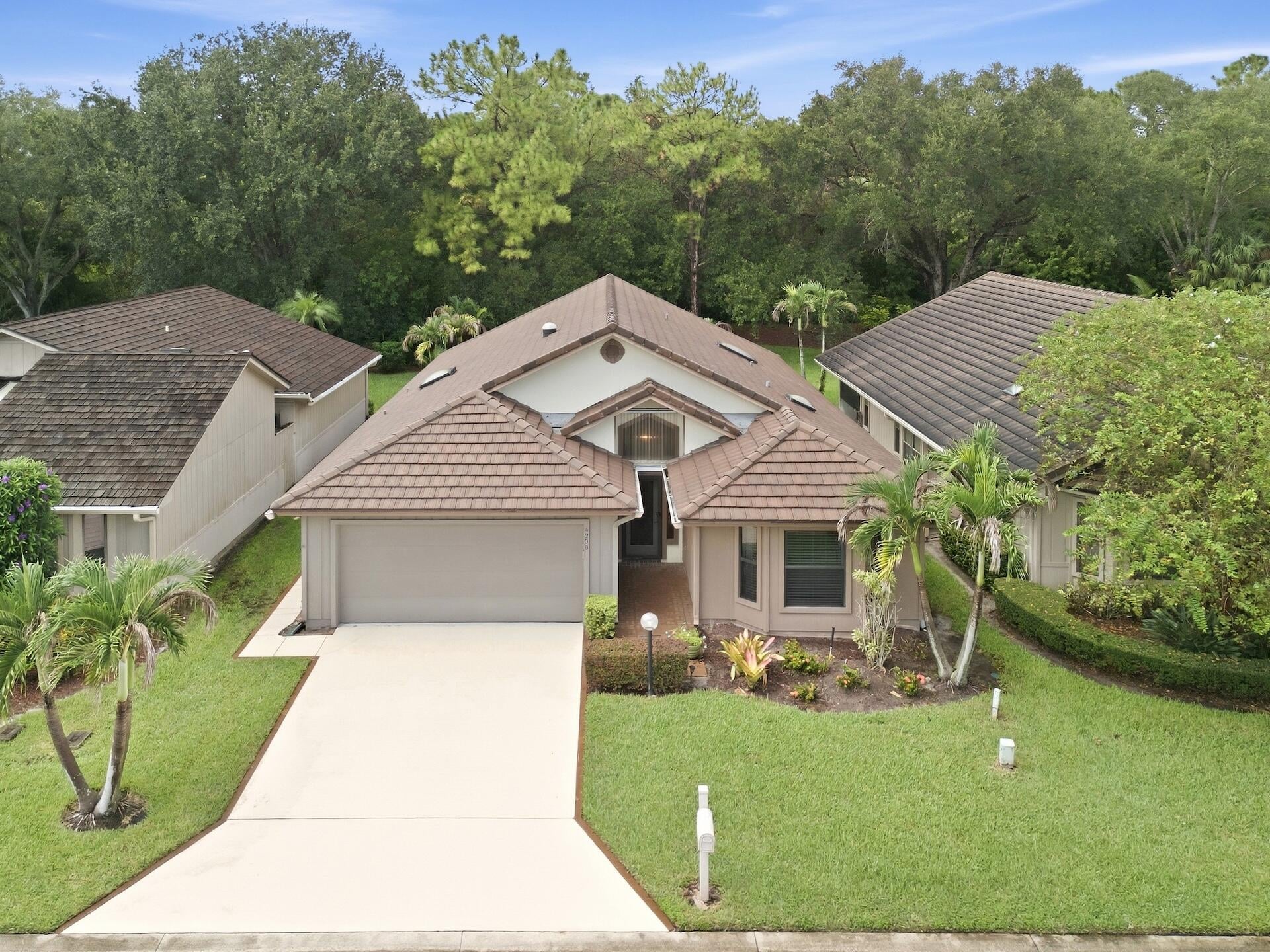 Residence photo 30