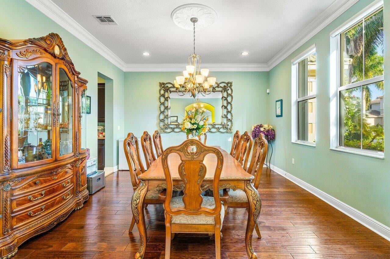  Residence photo 5