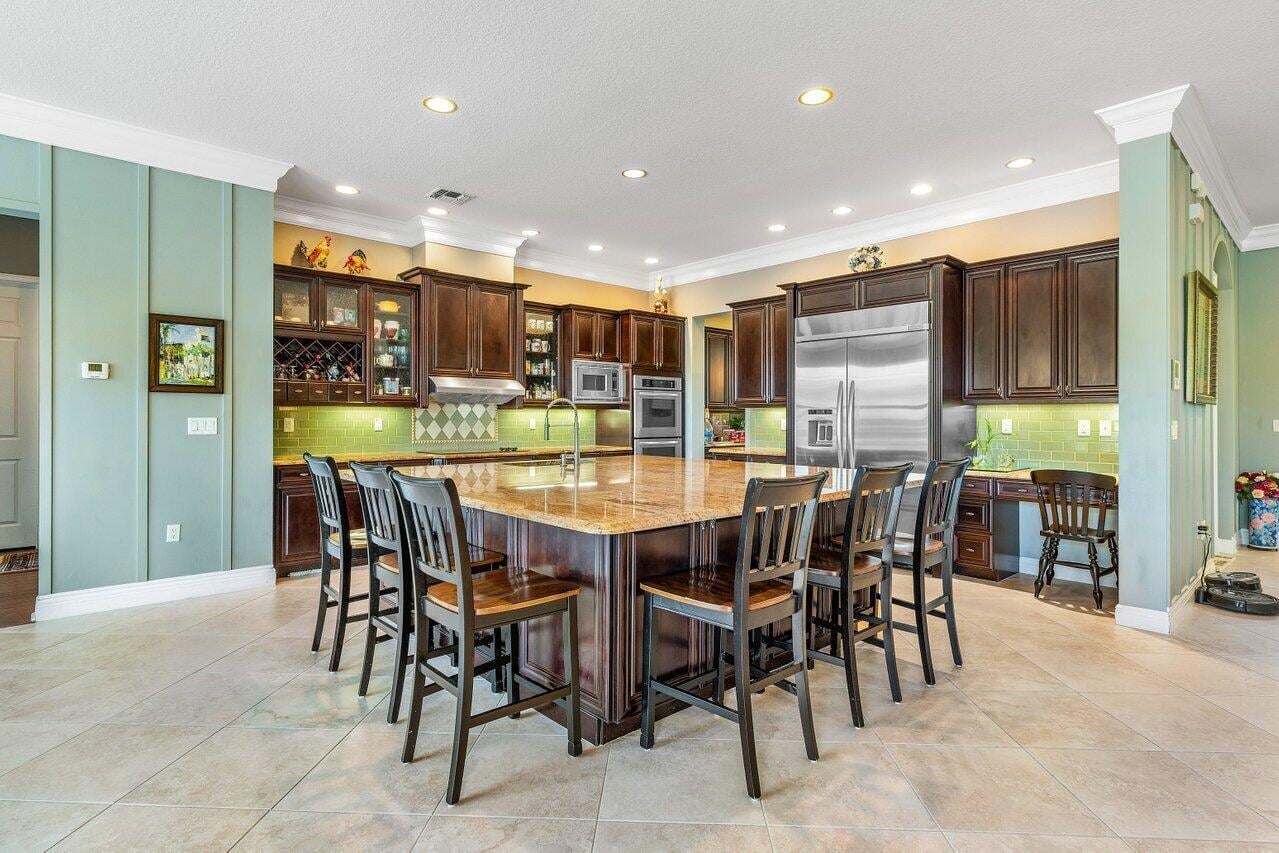  Residence photo 8