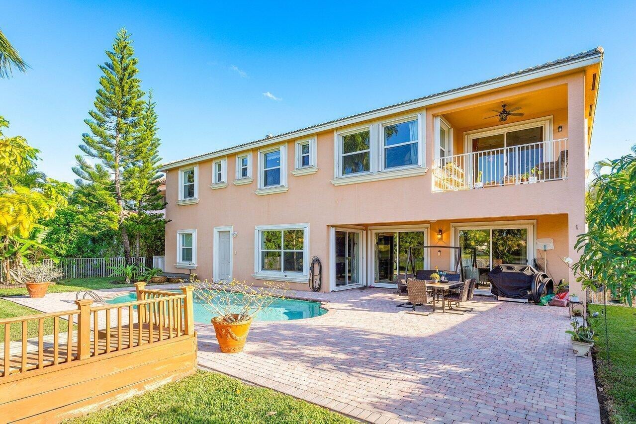  Residence photo 30