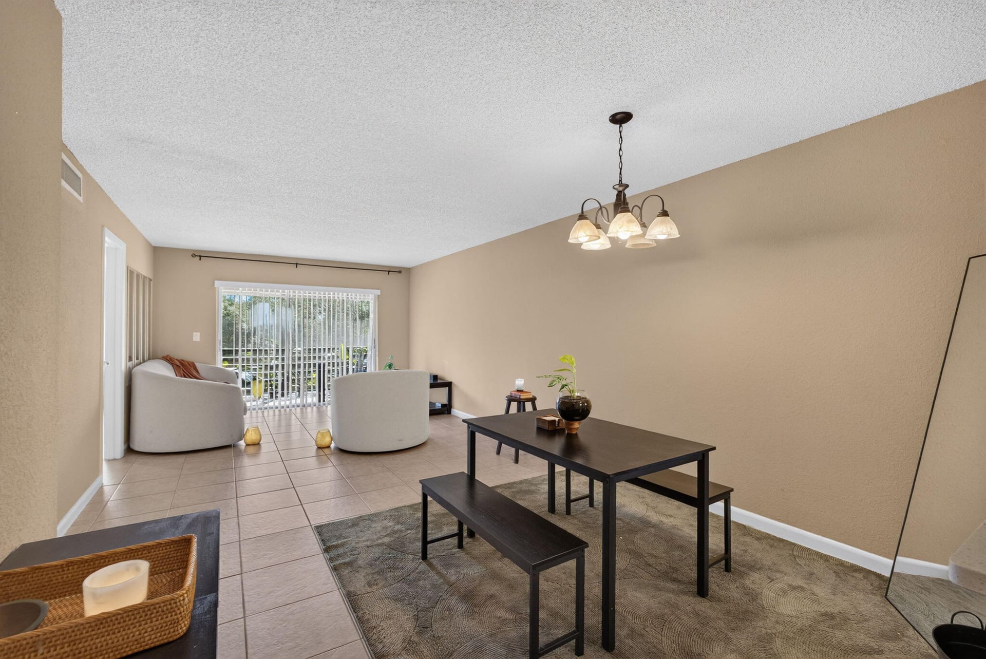 Unit 304 photo 6