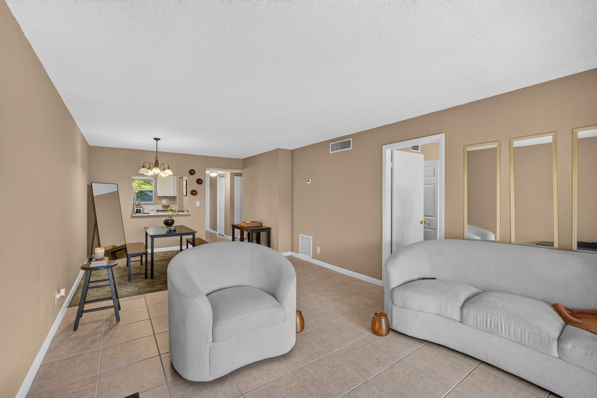 Unit 304 photo 30