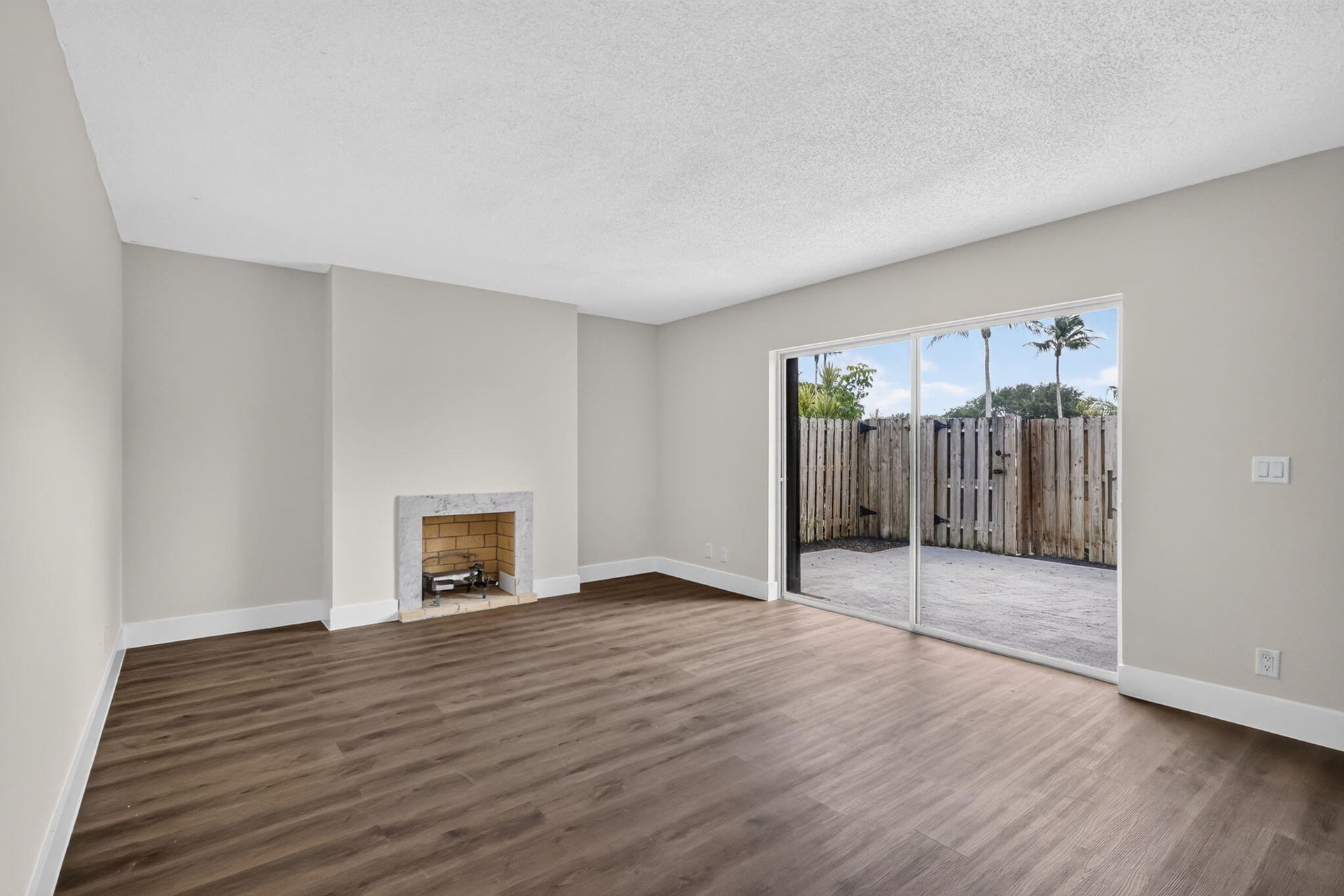  Residence photo 32