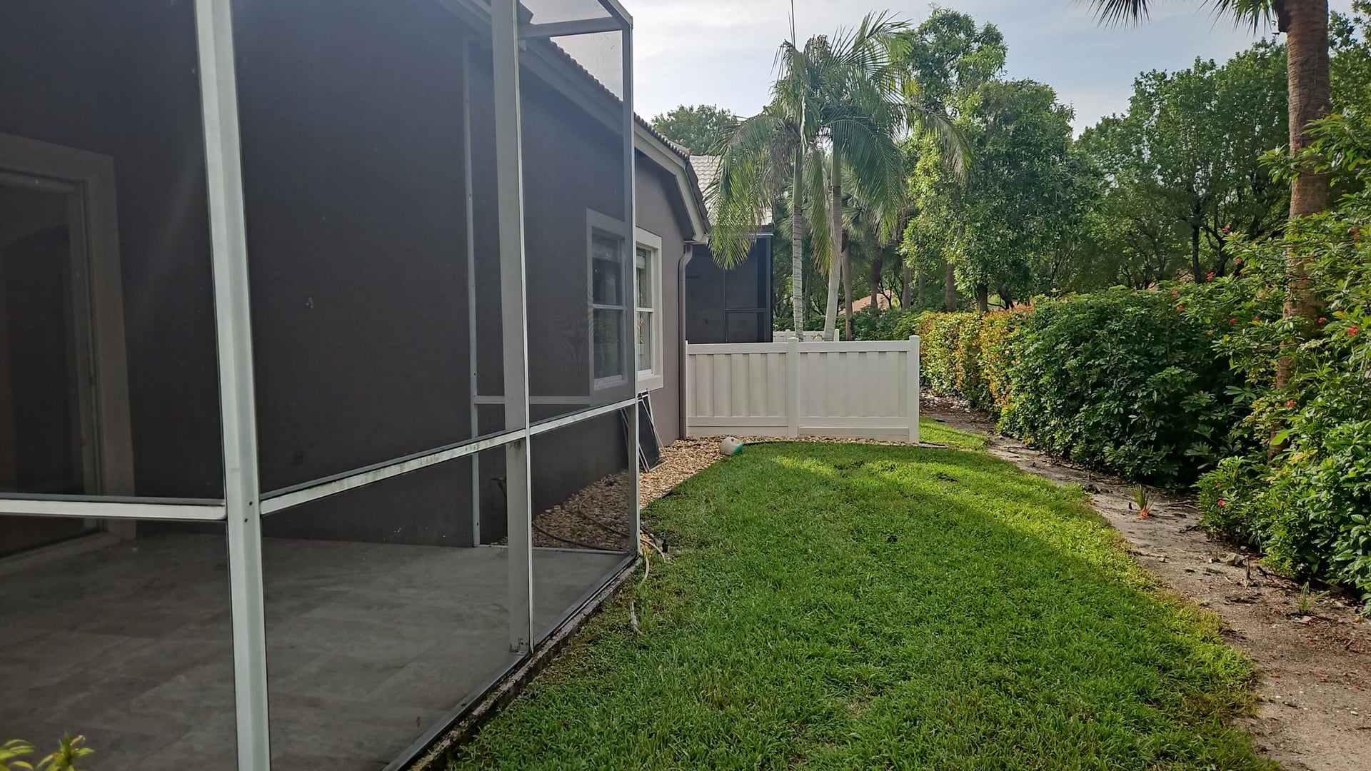  Residence photo 4