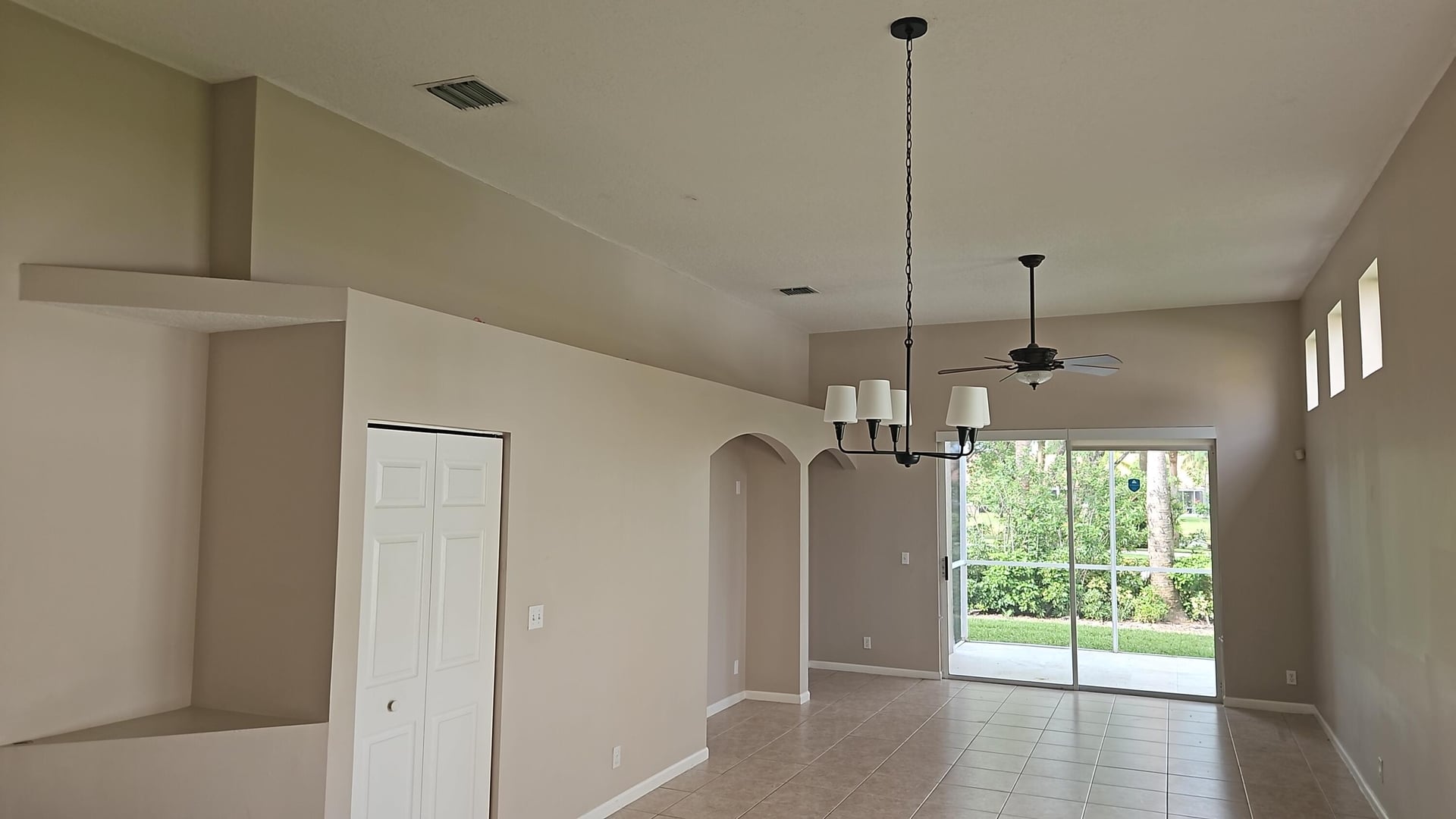  Residence photo 14