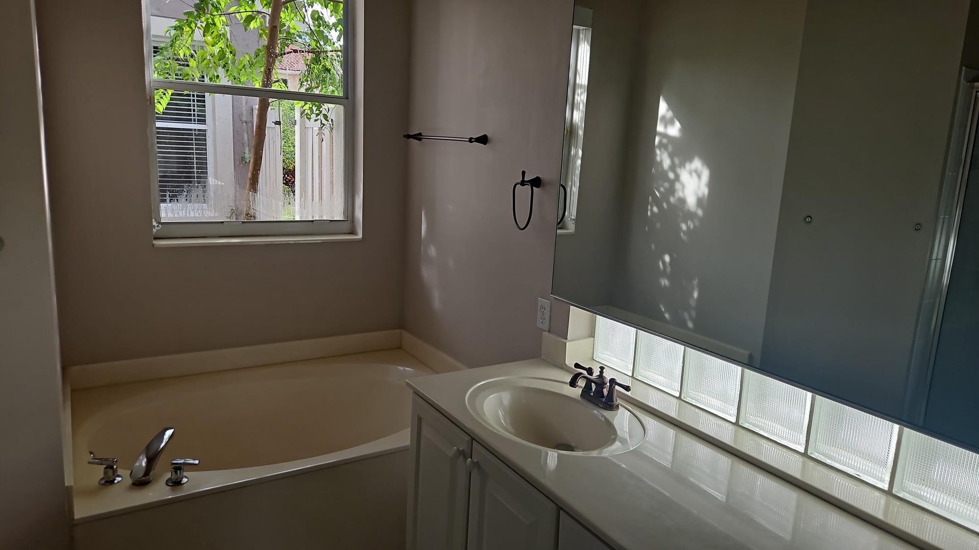  Residence photo 35