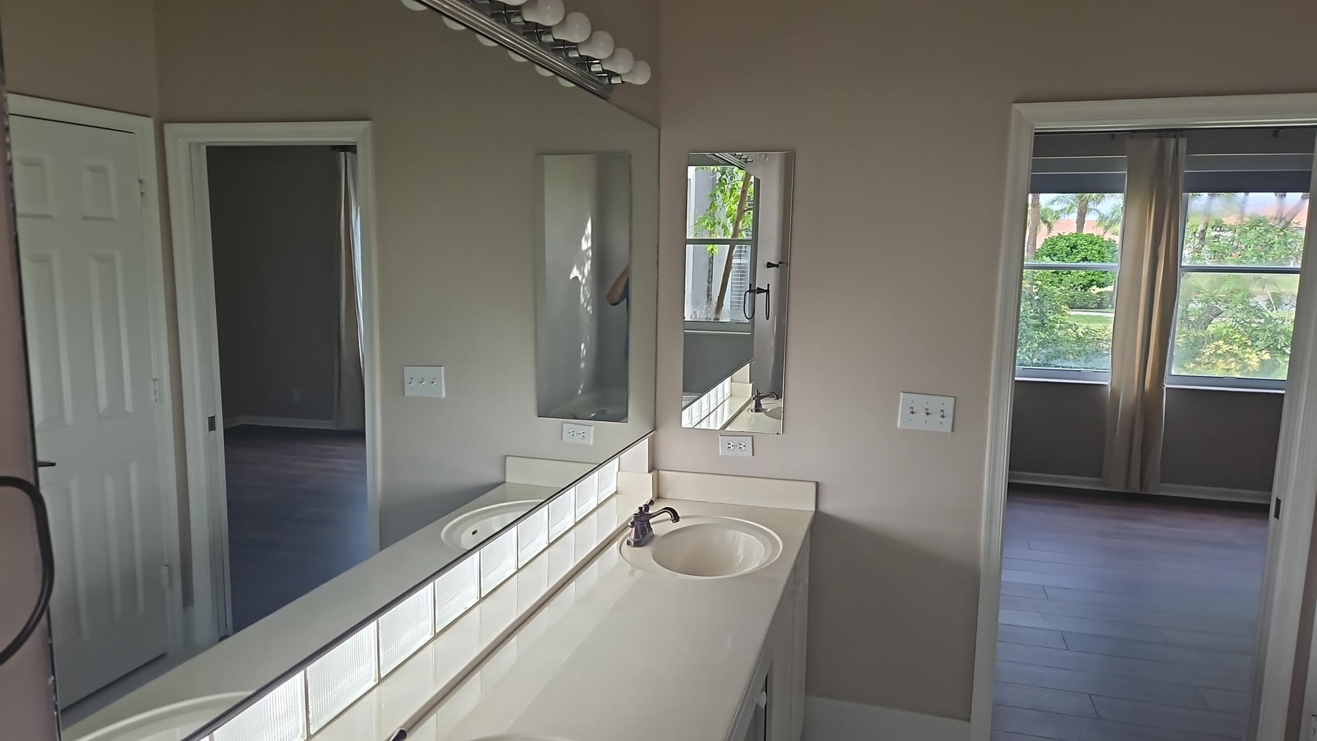  Residence photo 36