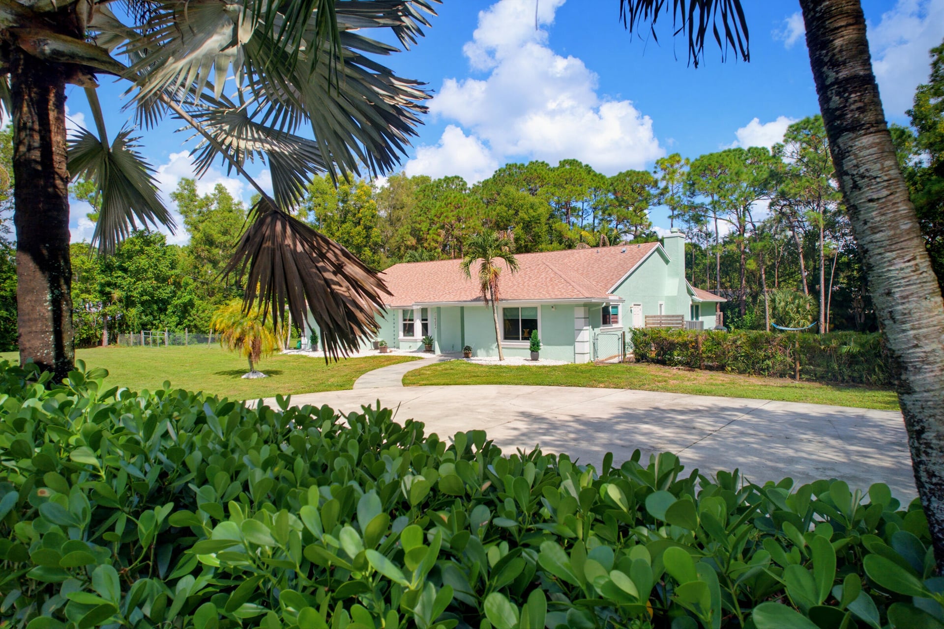  Residence photo 6