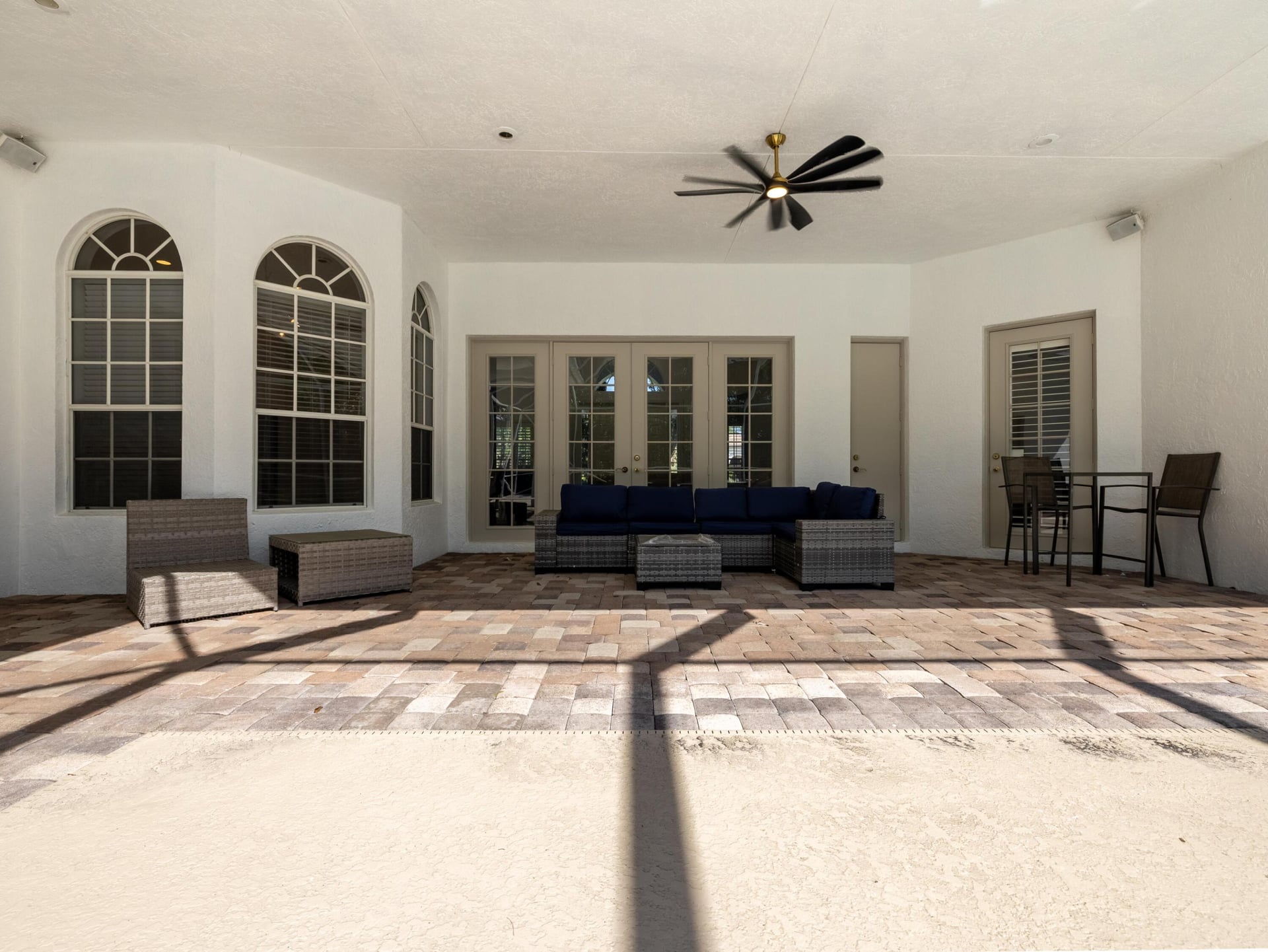 Paddock Park 1 Residence photo 35