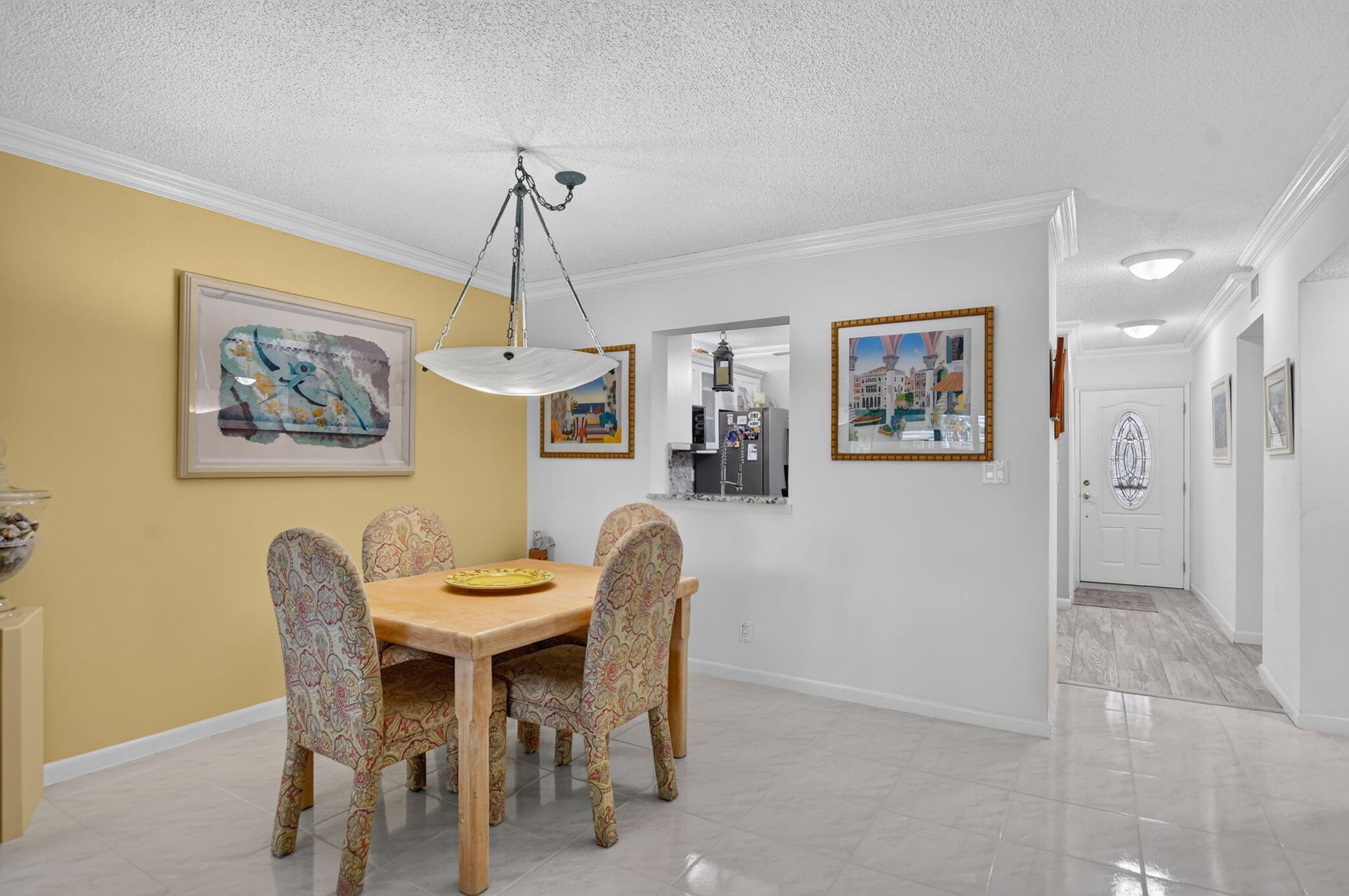Unit Apt 4 photo 12