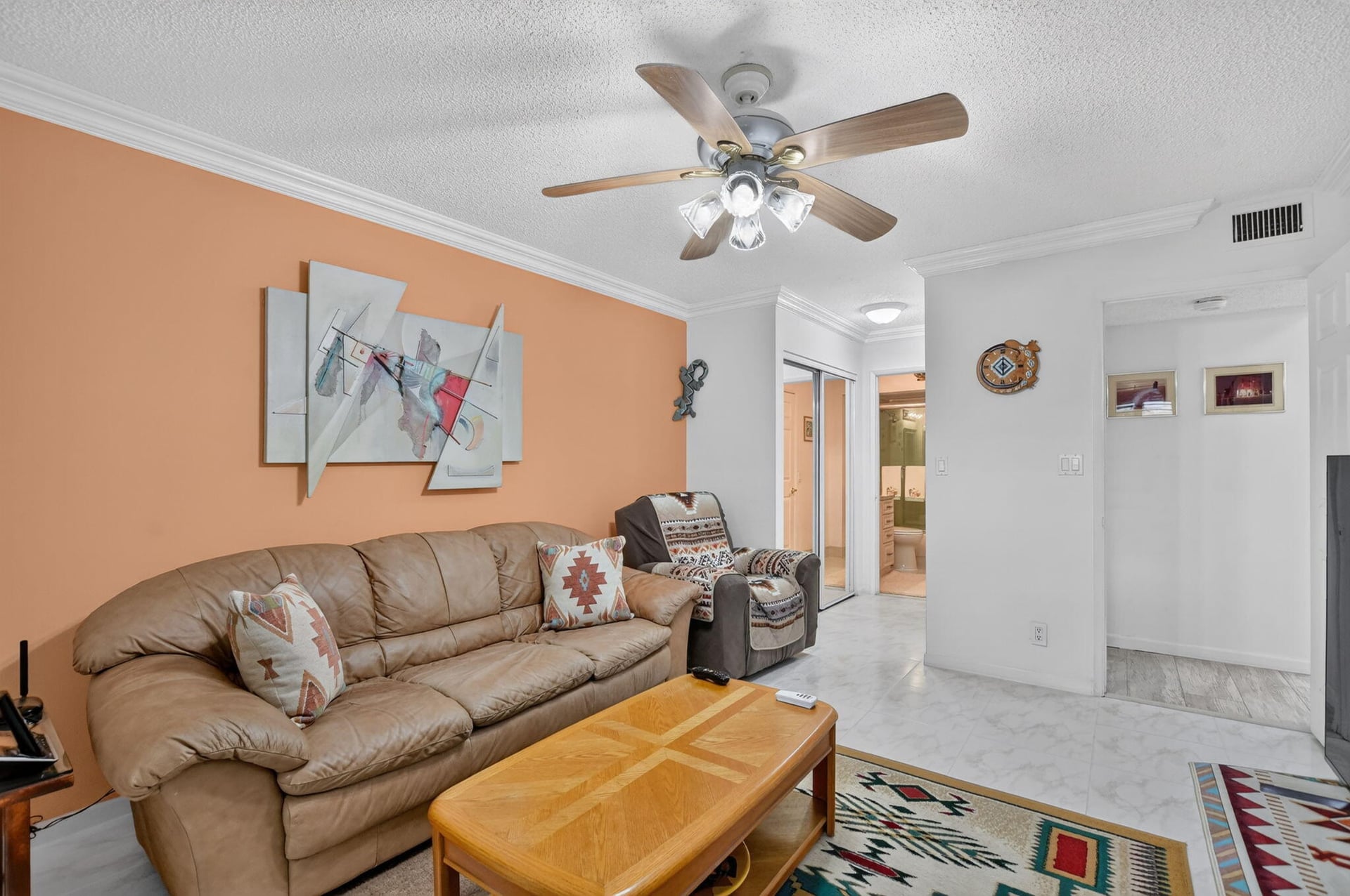 Unit Apt 4 photo 24