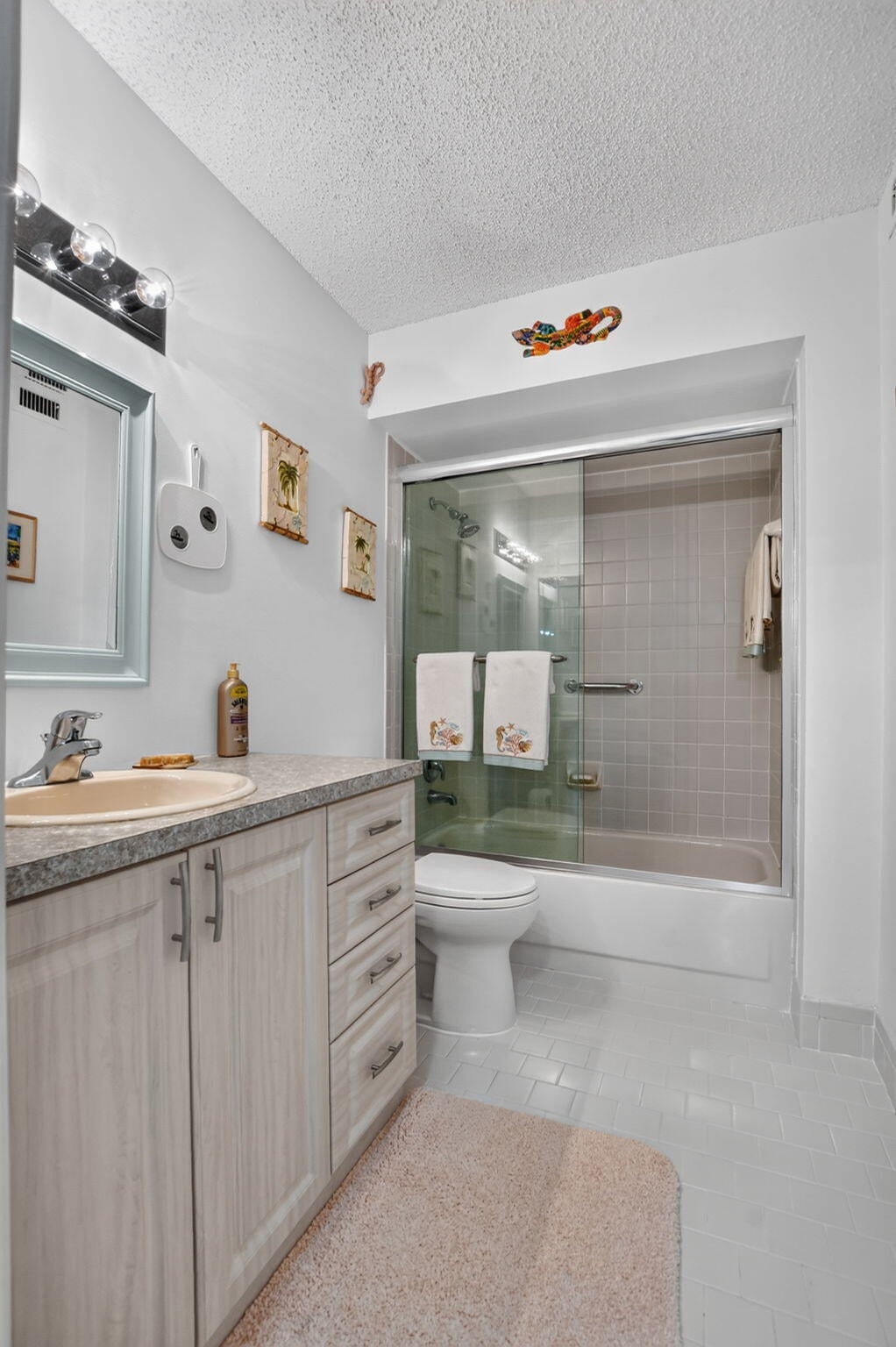 Unit Apt 4 photo 27