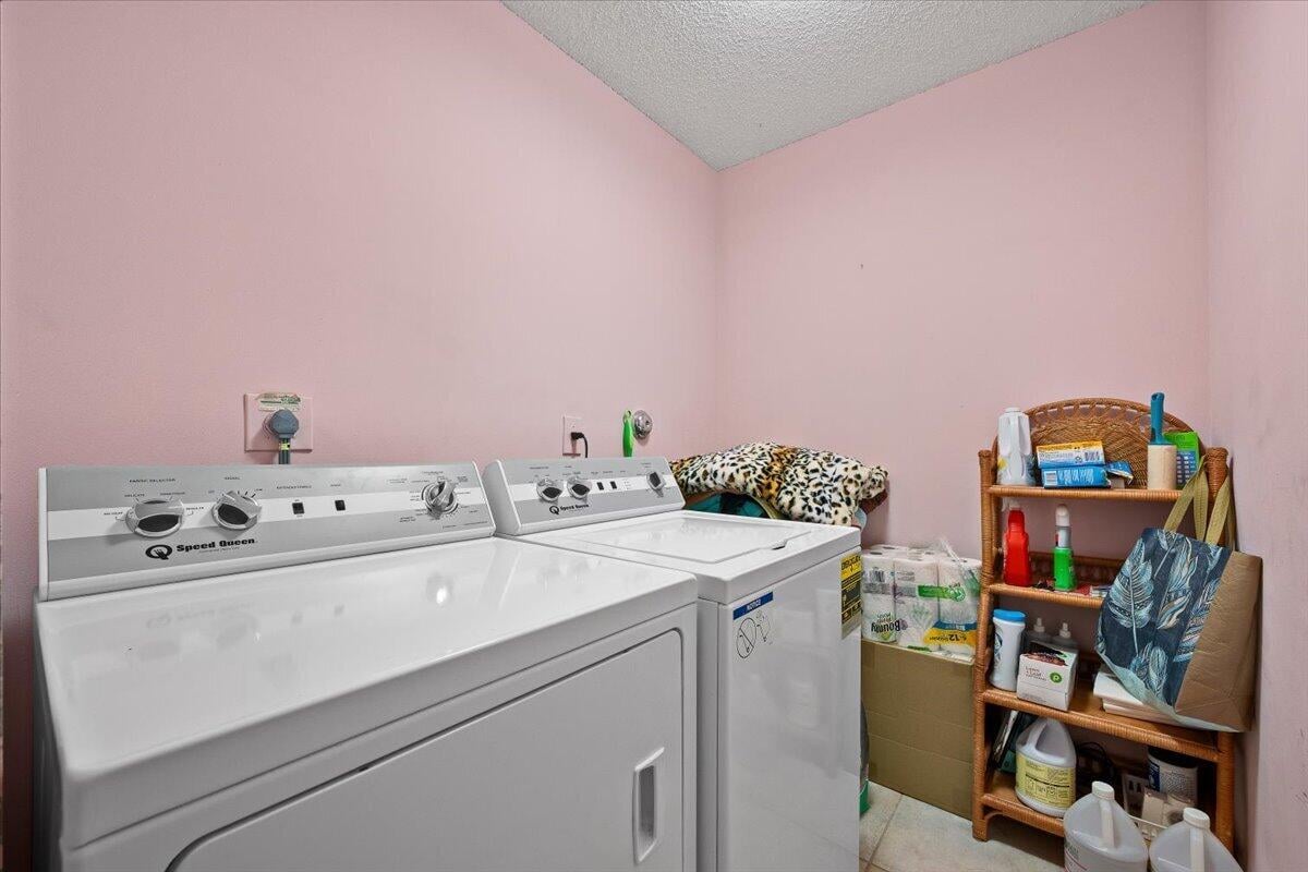 Residence photo 15