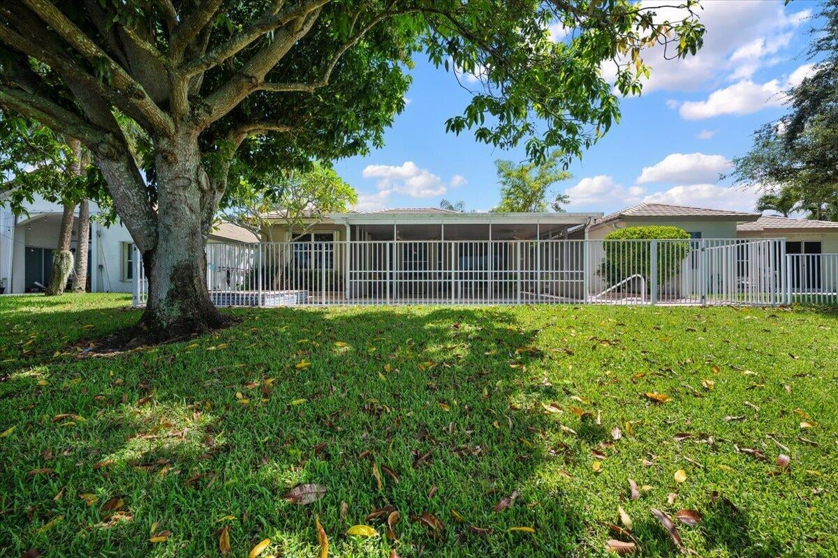 Residence photo 30