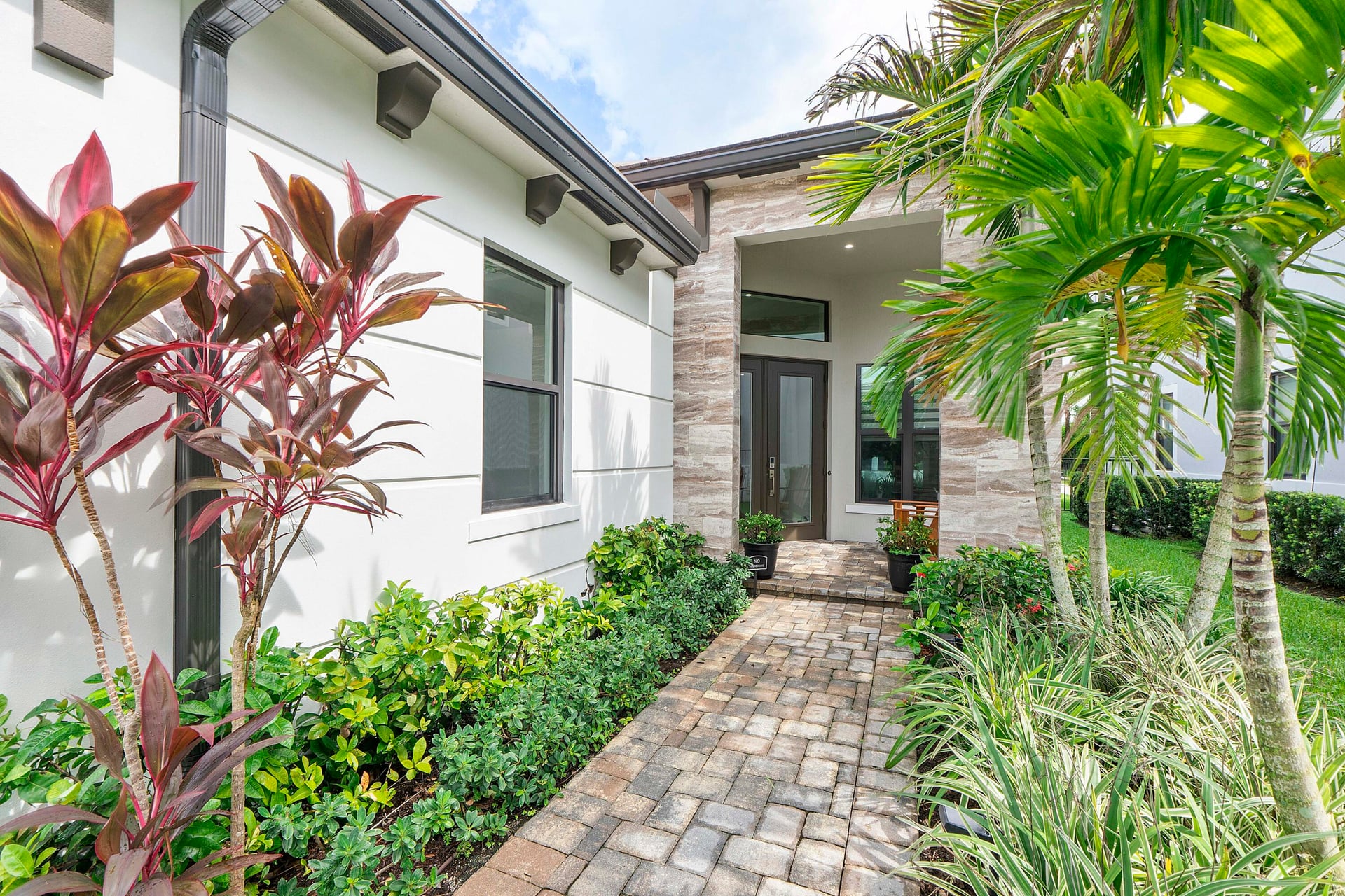 Residence photo 4