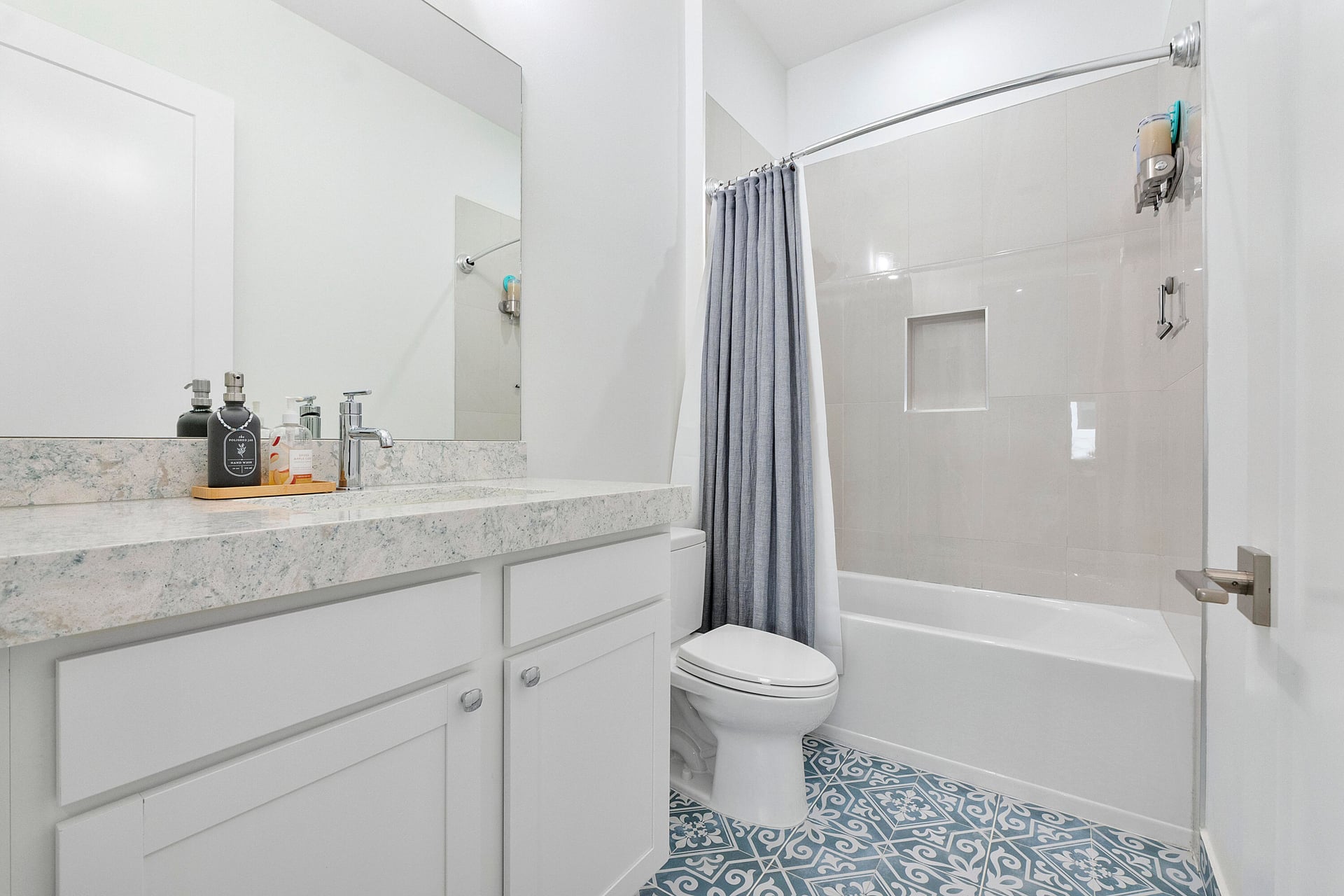 Residence photo 30