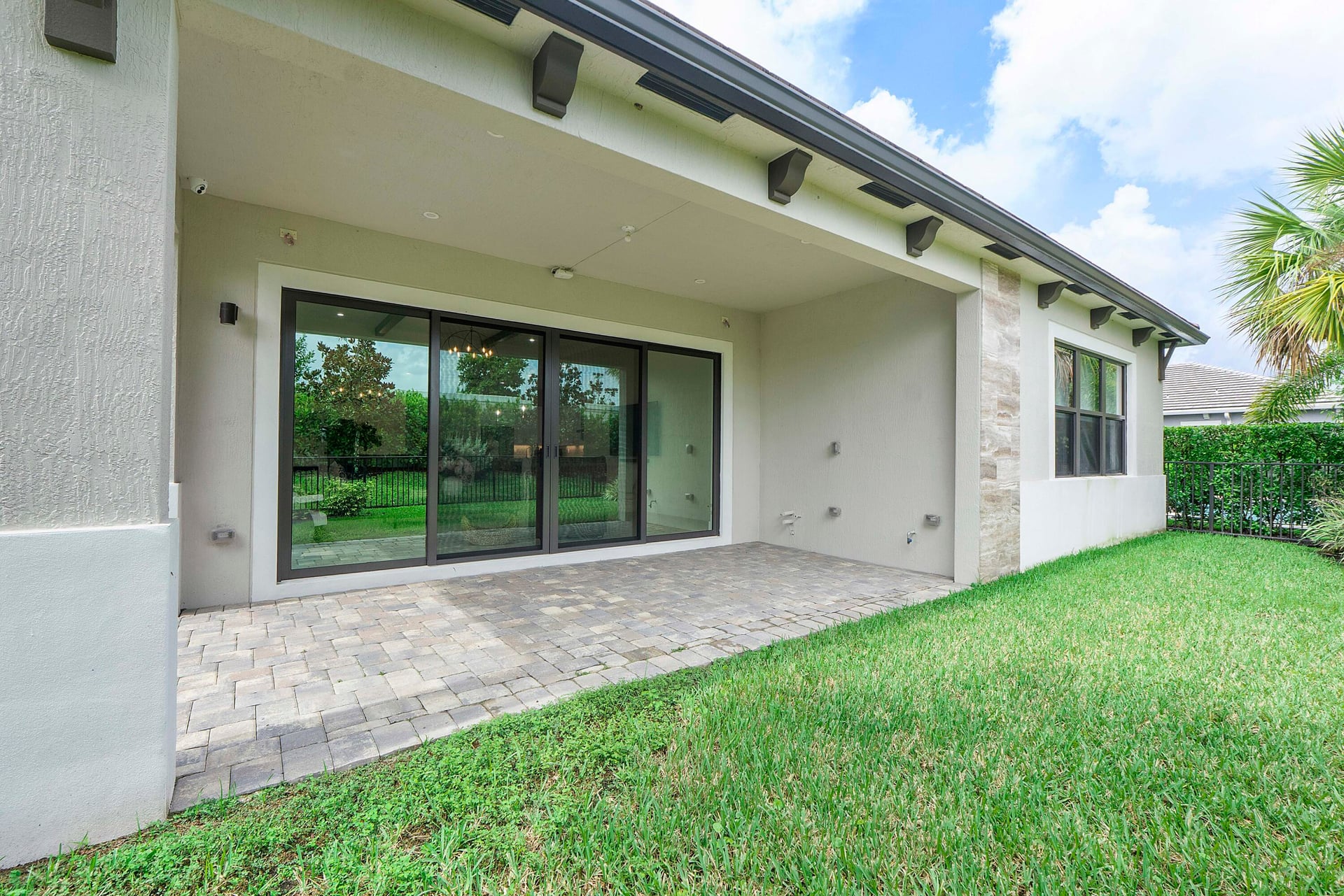 Residence photo 36