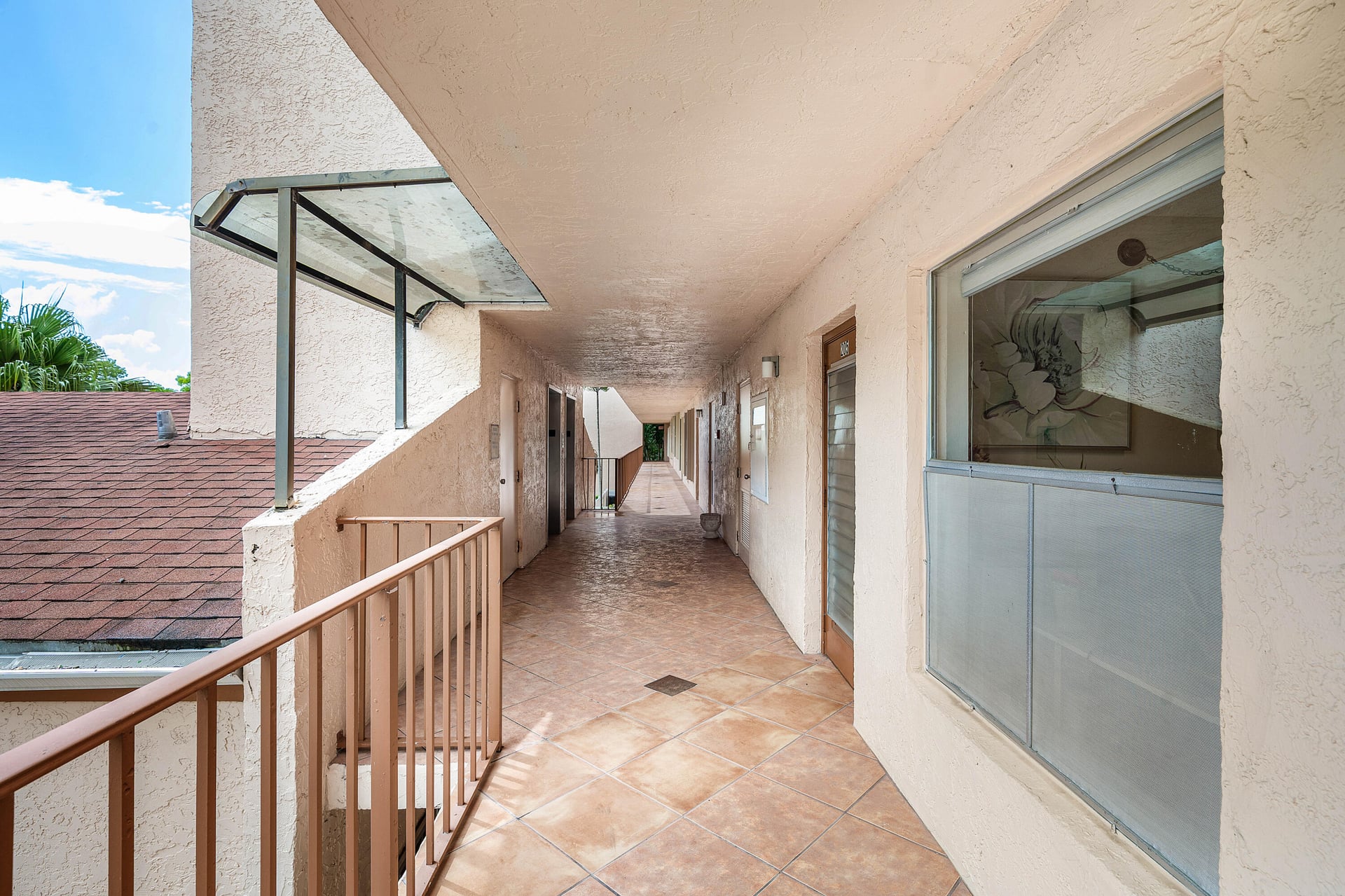 Unit 205 photo 3
