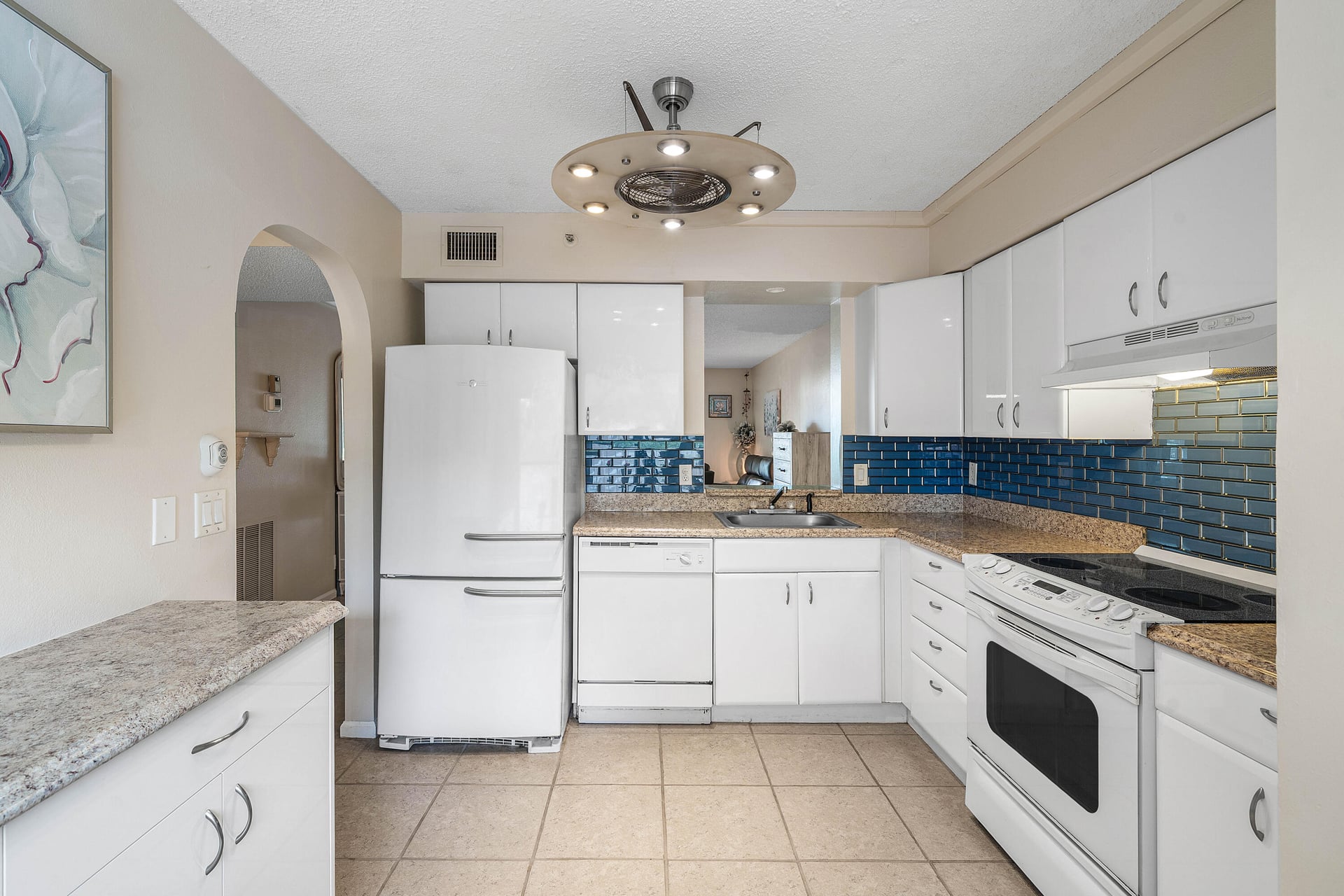 Unit 205 photo 6