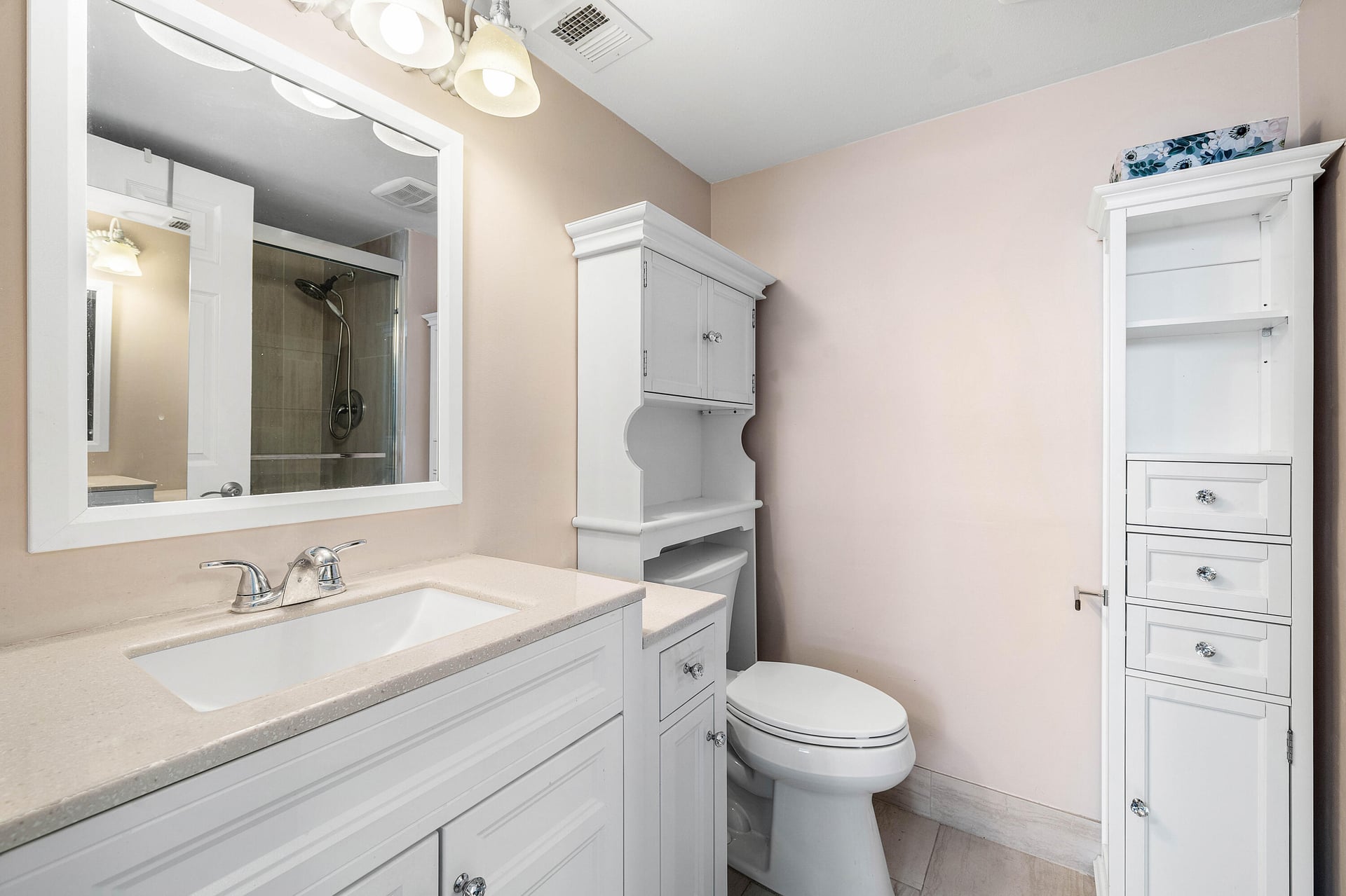 Unit 205 photo 21