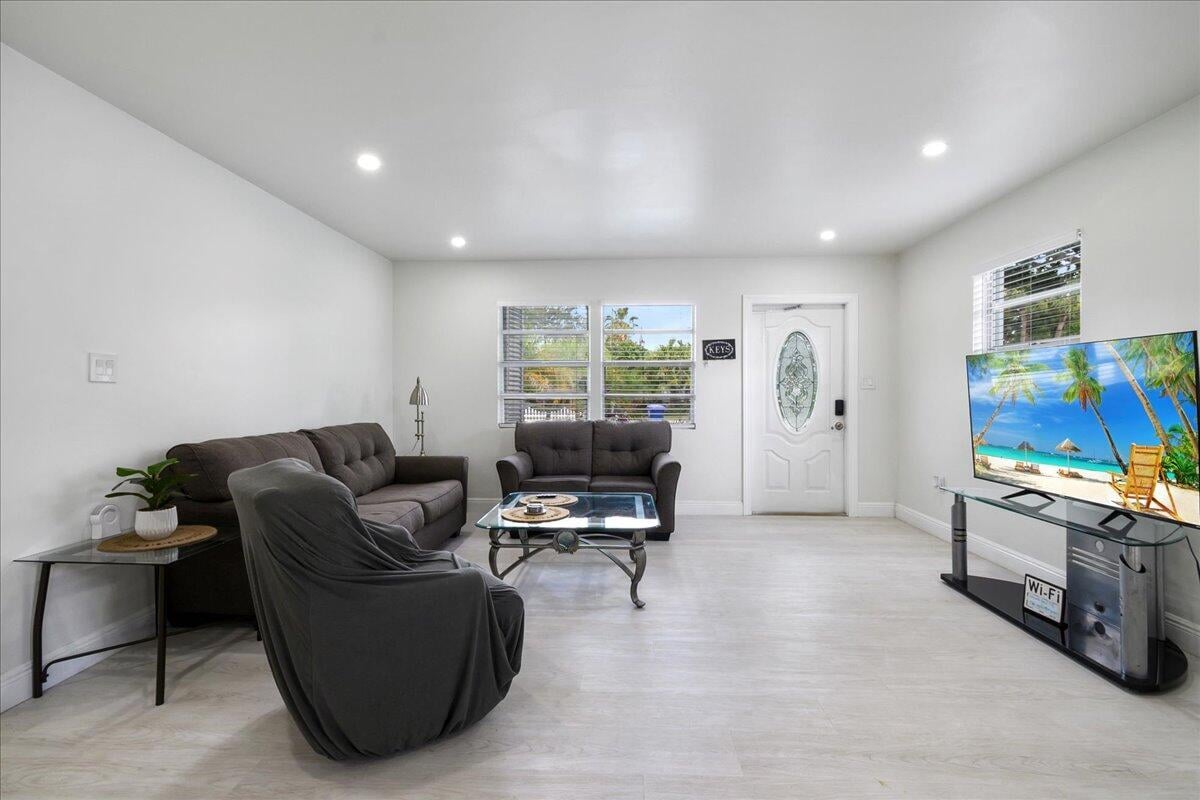  Residence photo 11