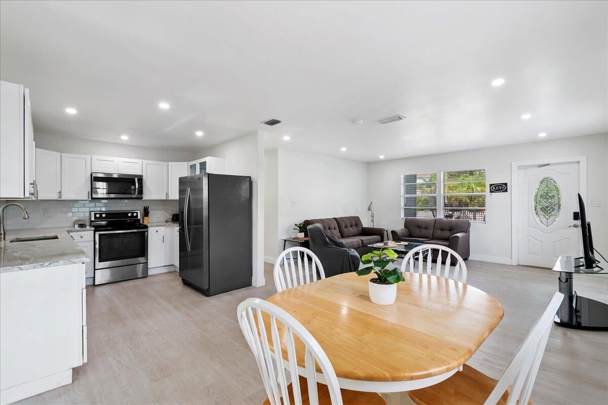 Residence photo 13