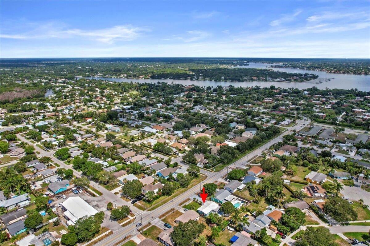  Residence photo 32
