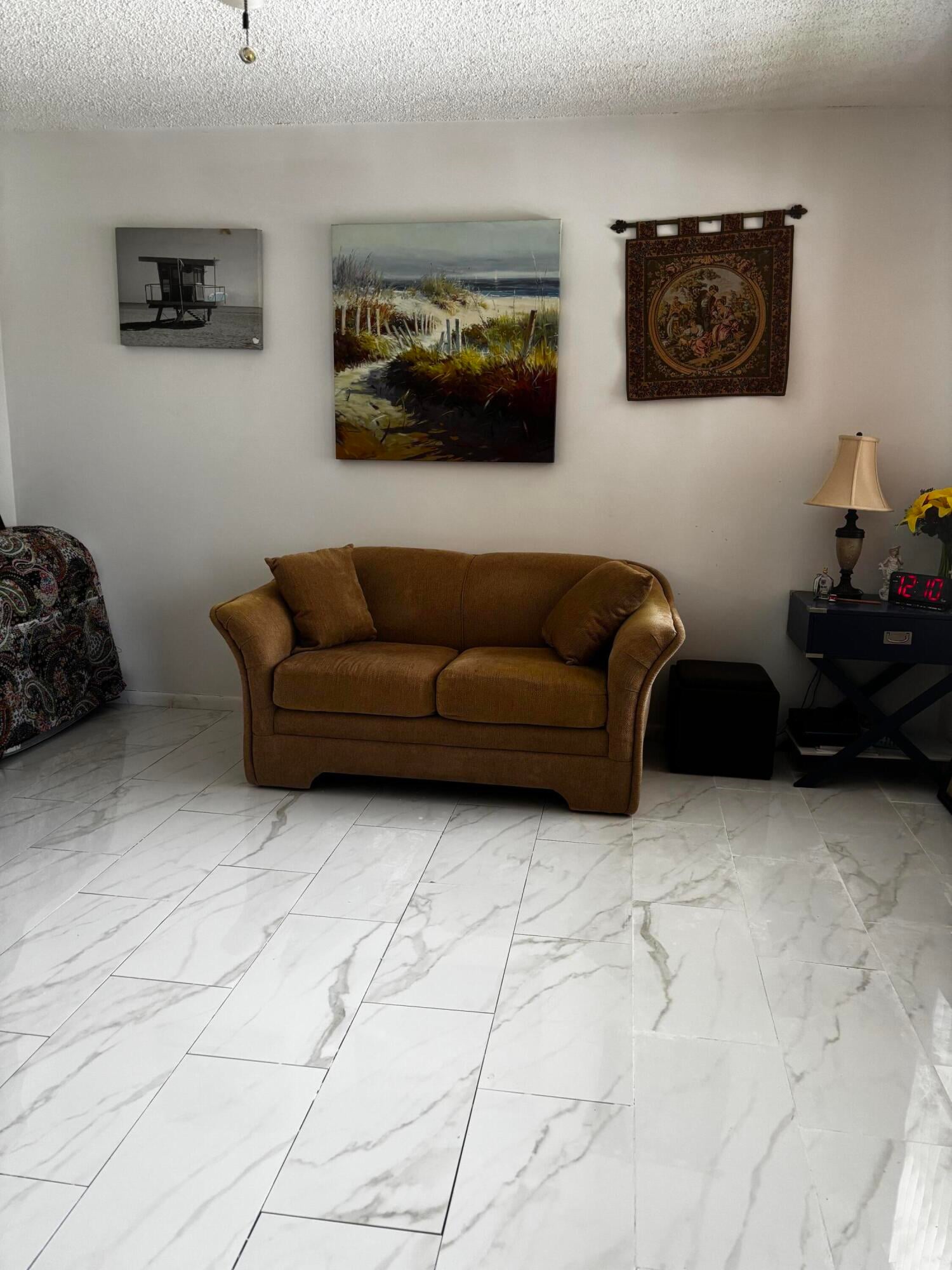  Residence photo 6