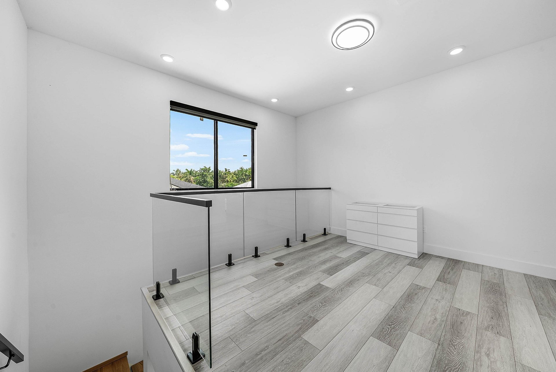  Residence photo 27