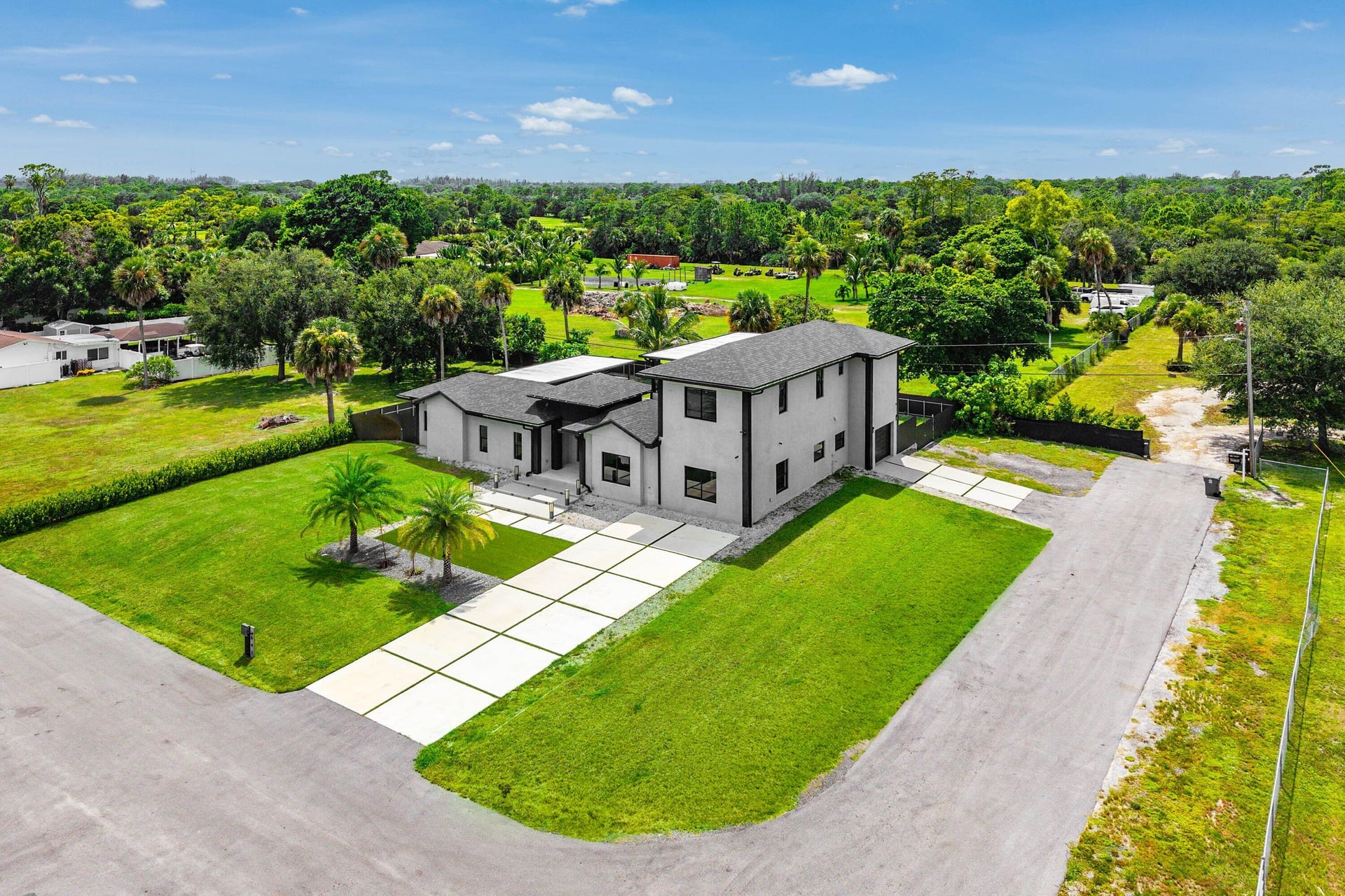  Residence photo 48