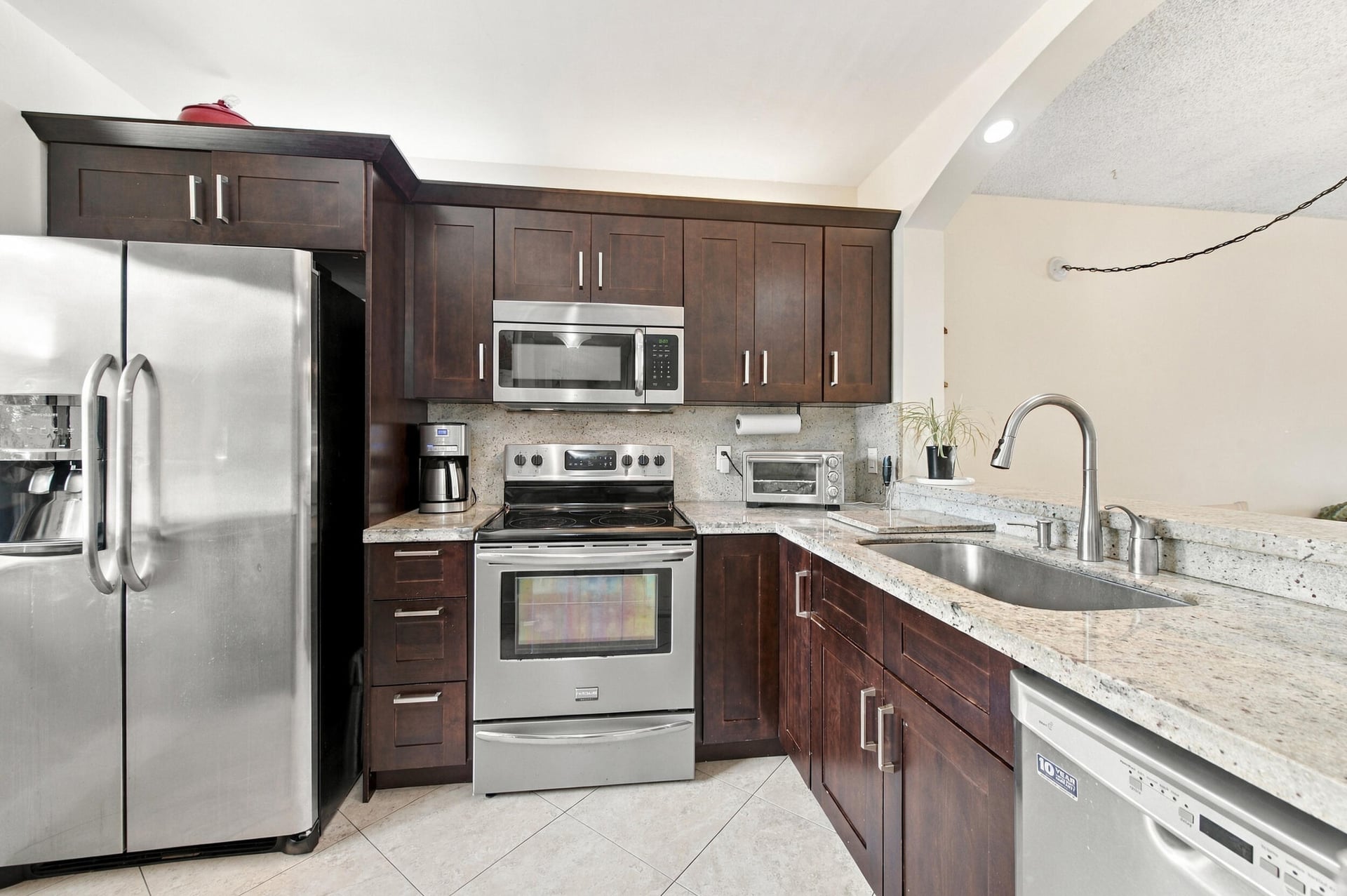 Unit 102 photo 3