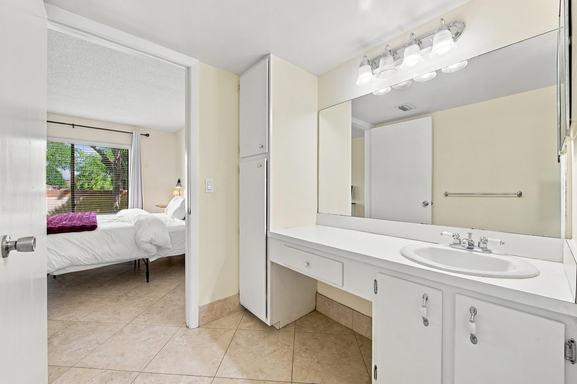 Unit 102 photo 12