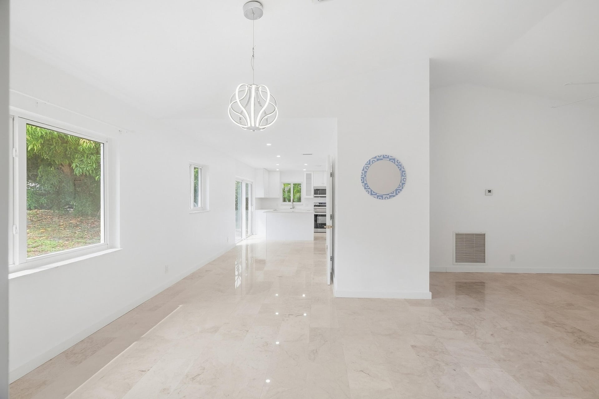Residence photo 20