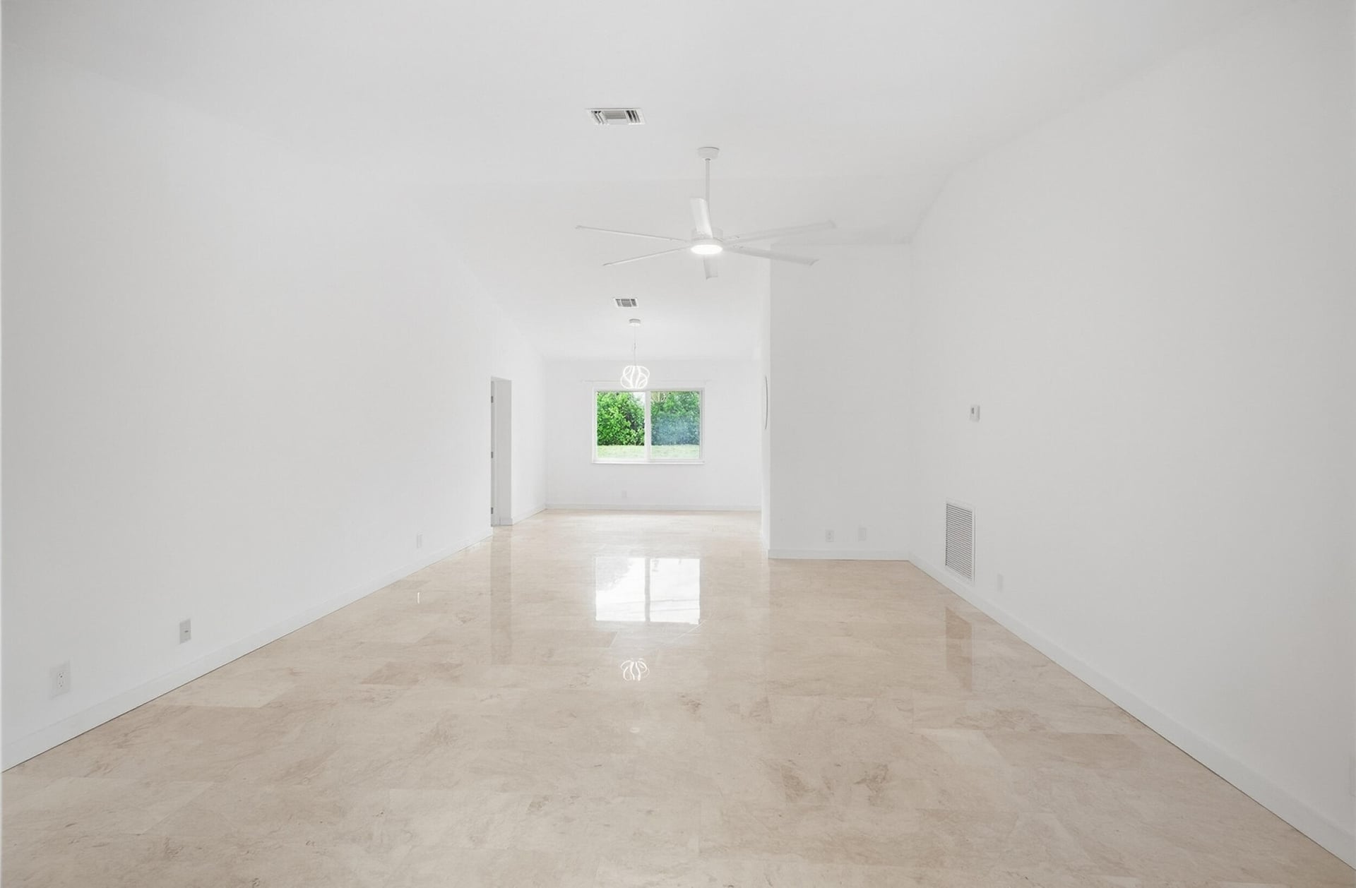 Residence photo 21